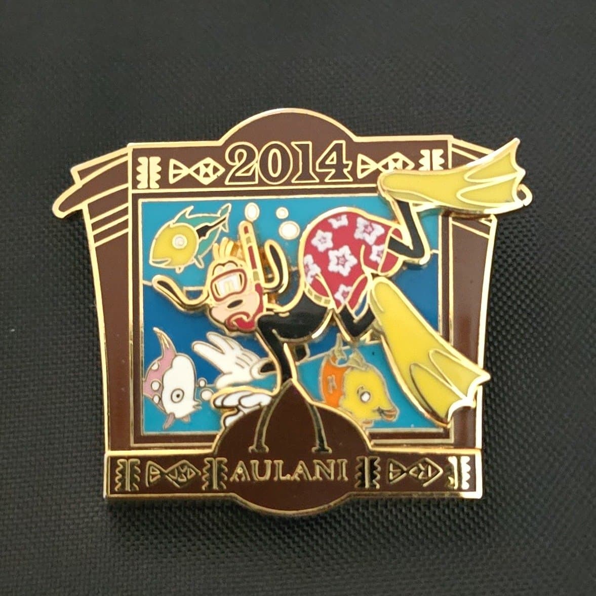 Goofy Snorkeling Aulani 2014 Pin