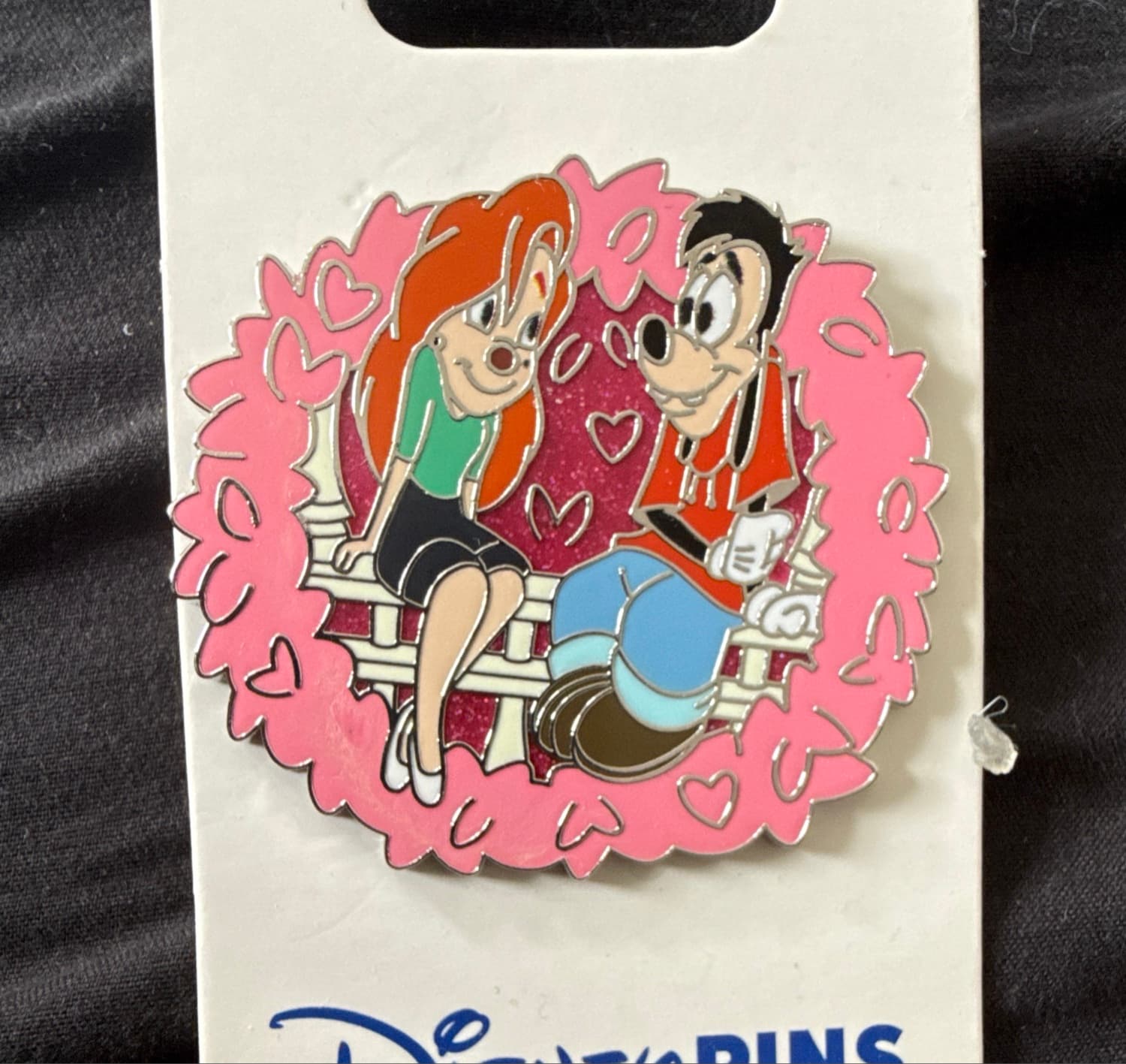 Max and Roxanne Holiday Pink Wreath Pin - A Goofy Movie