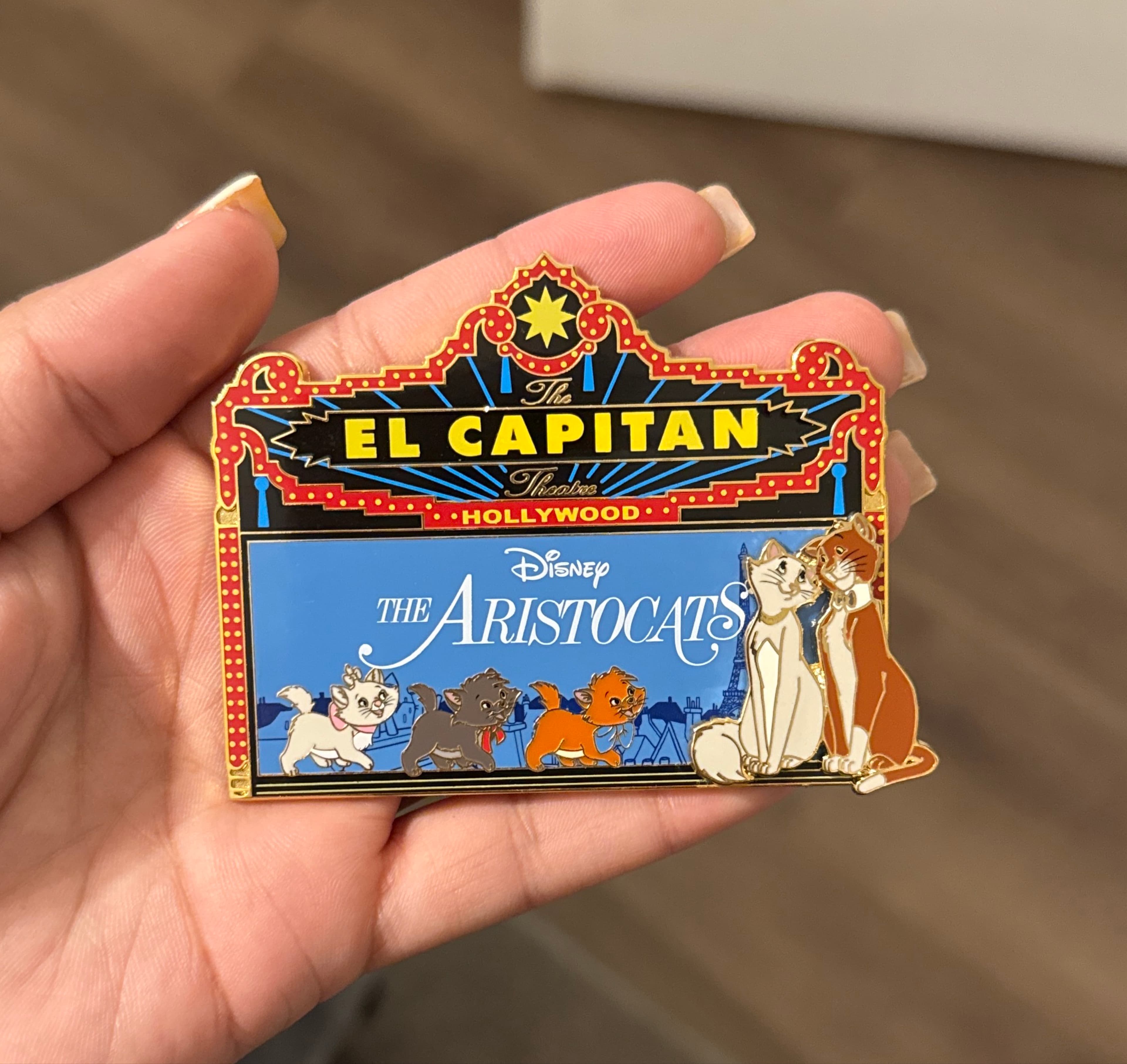 DSSH The Aristocats El Capitan Marquee front