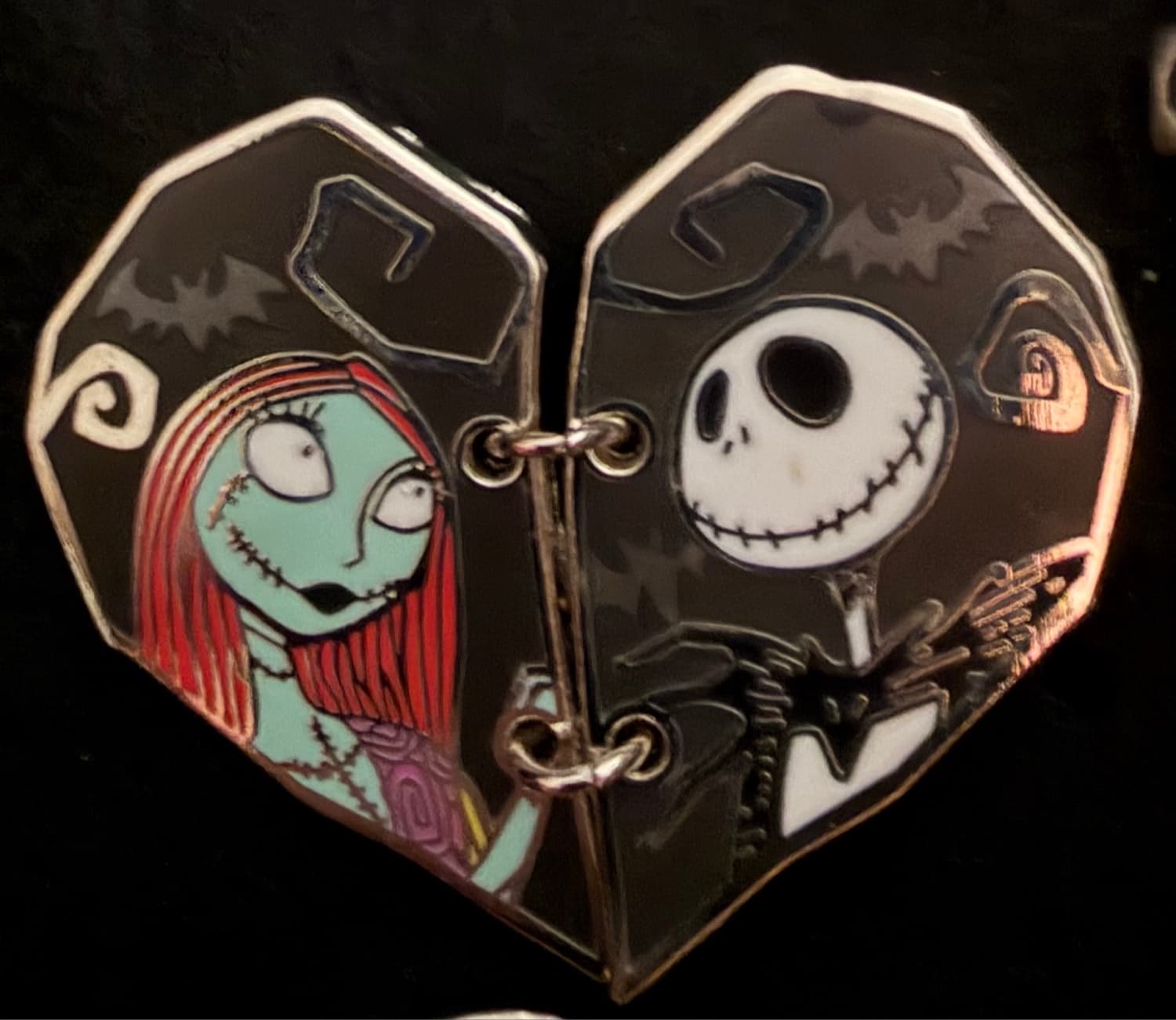 Jack And Sally Nightmare Christmas Disney Trading Pin Heart Link front