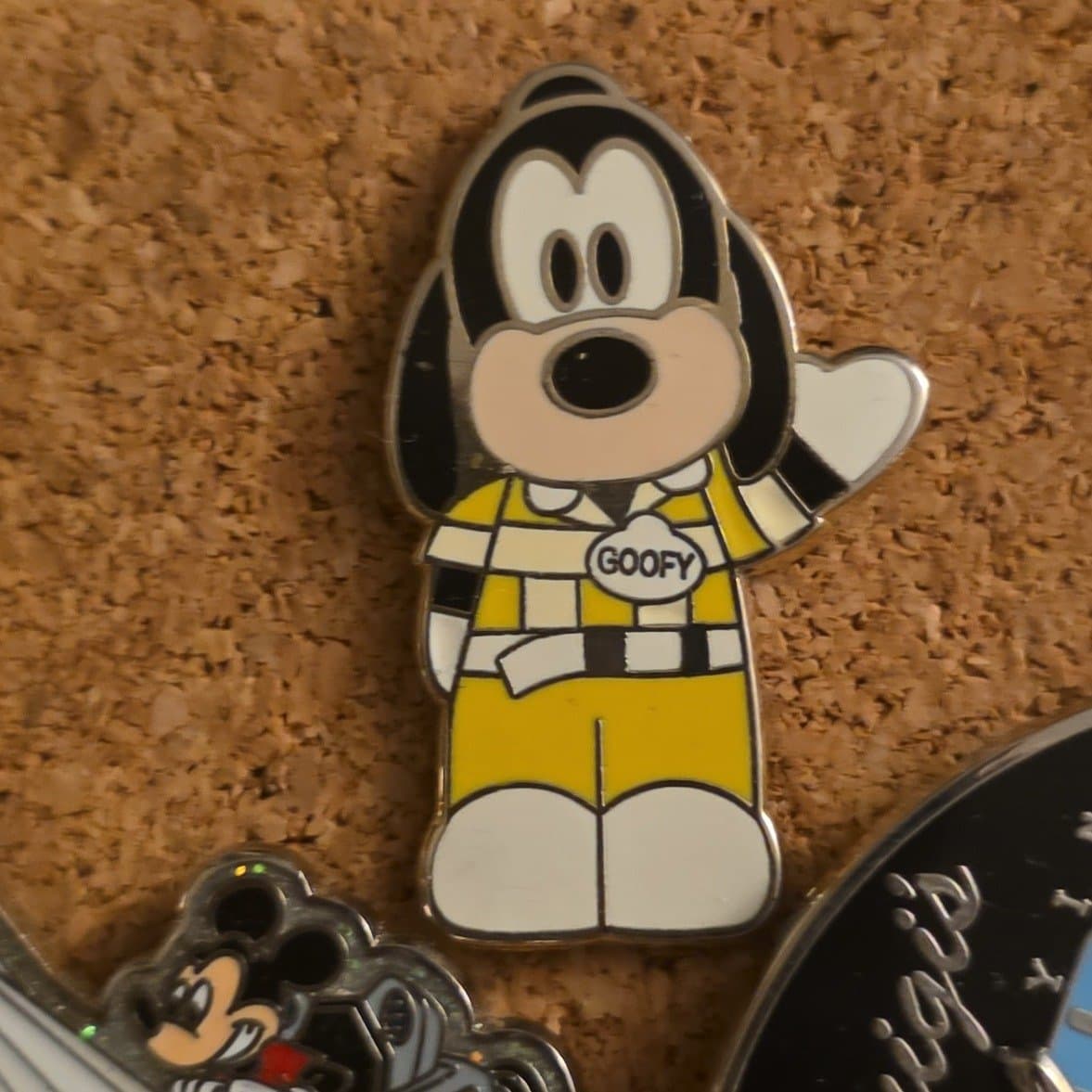 Goofy Waving in Racing Jacket