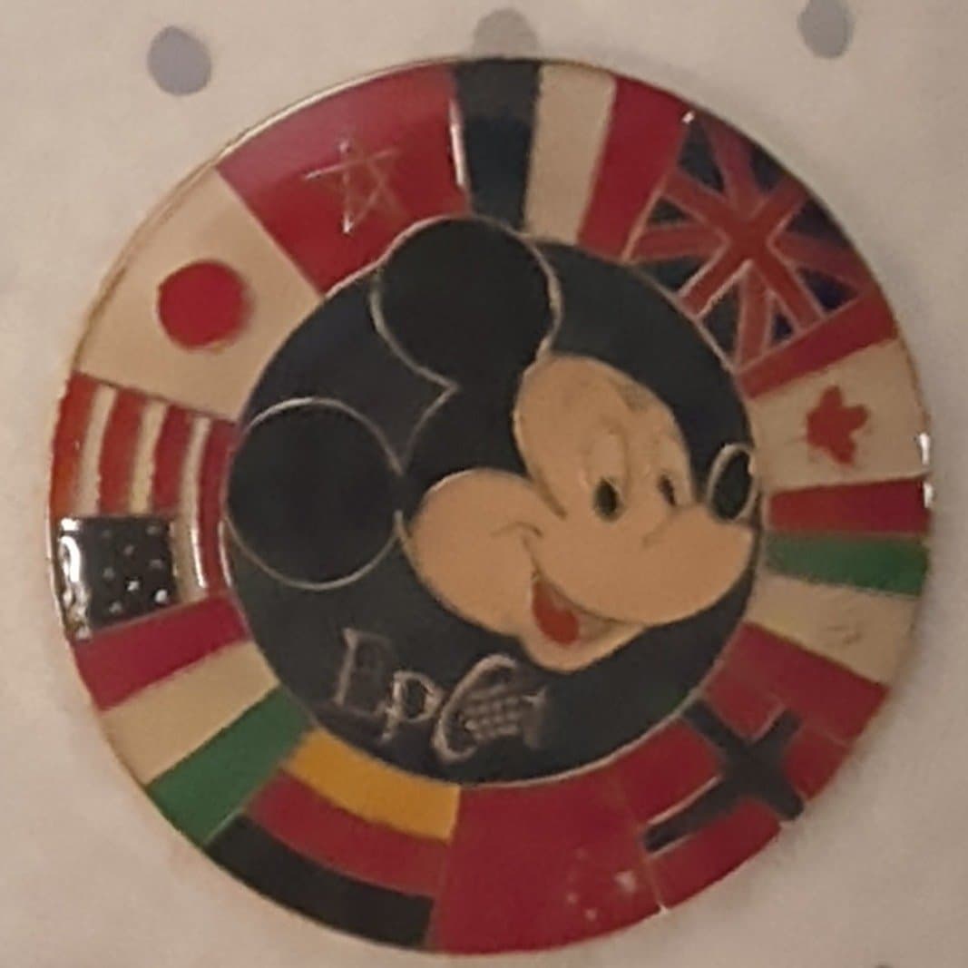 EPCOT World Showcase - Country Flags Ring & Mickey