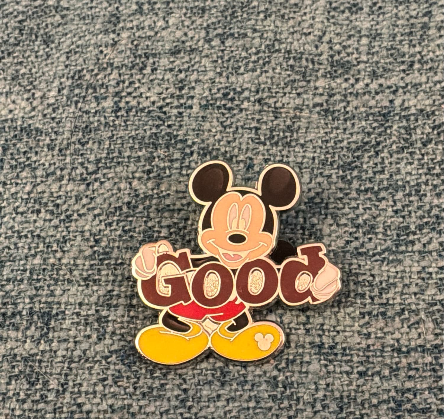 Mickey Mouse Holding GOOD front