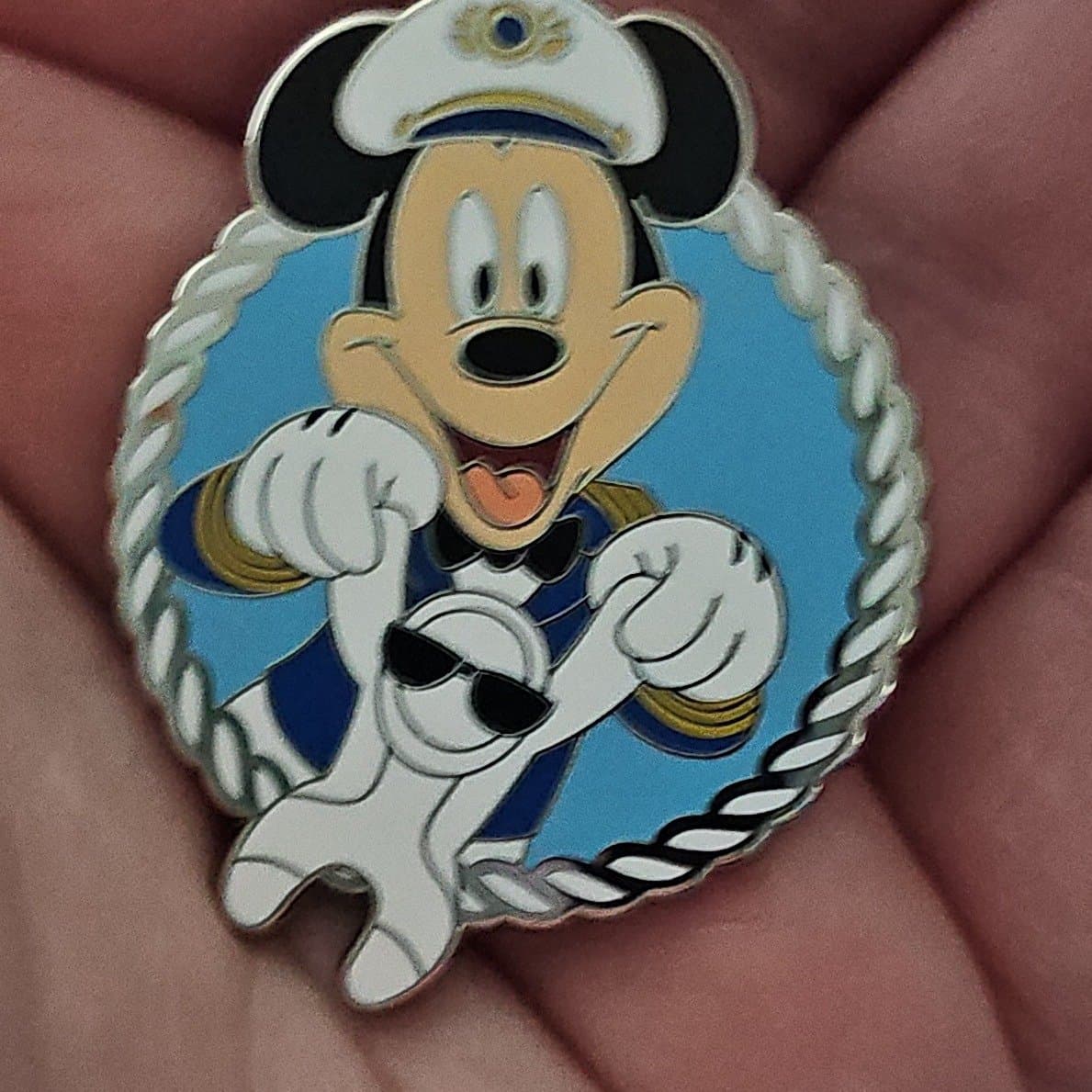 Disney Cruise Line Captain Mickey with Towel Animal Pin front