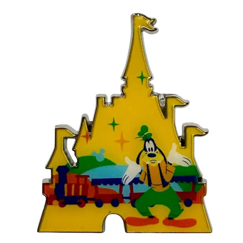 Goofy at Western River Railroad Cinderella Castle front