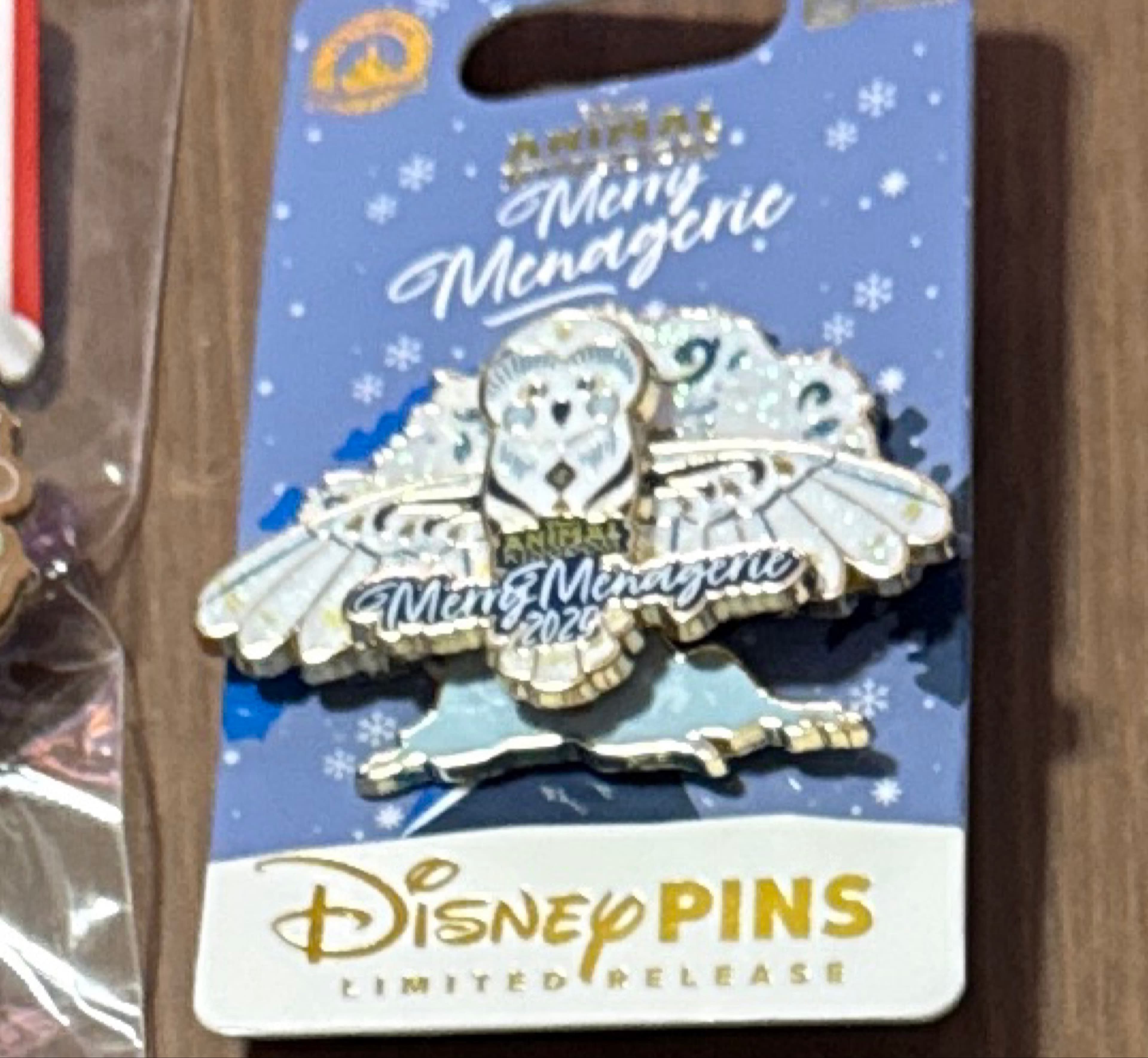 Snowy Owl - Merry Menagerie 2025 - Animal Kingdom front
