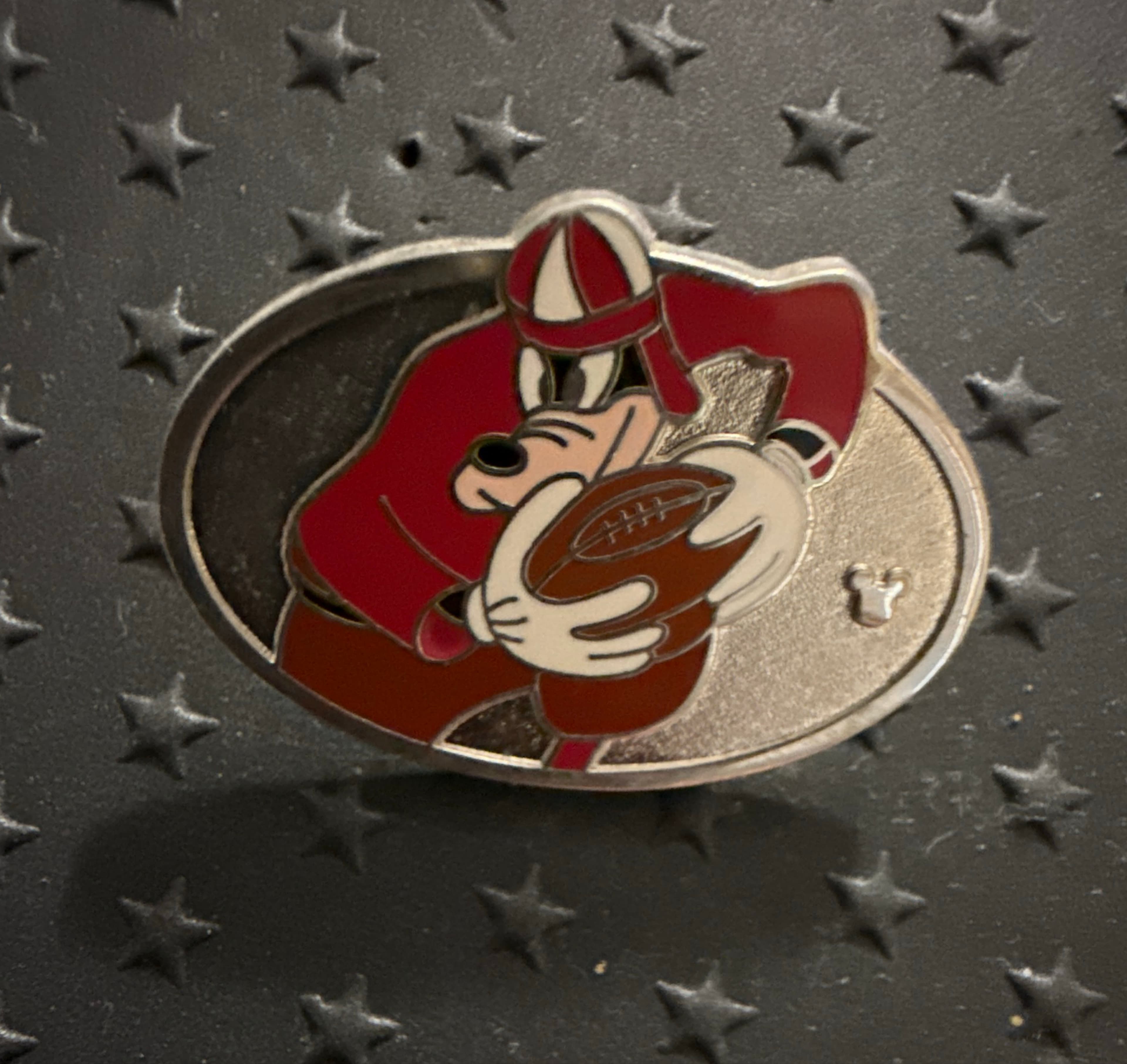 Sport Goofy Football - 2013 Hidden Mickey Series