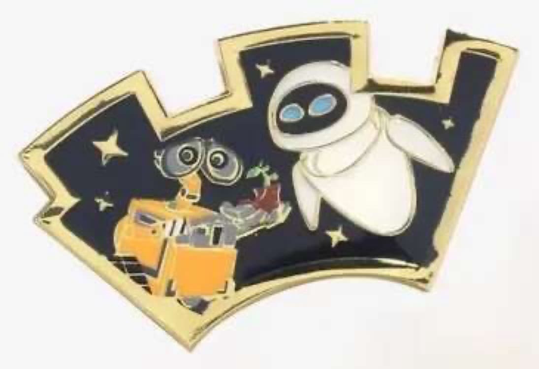 WALL-E and E.V.E. with Plant