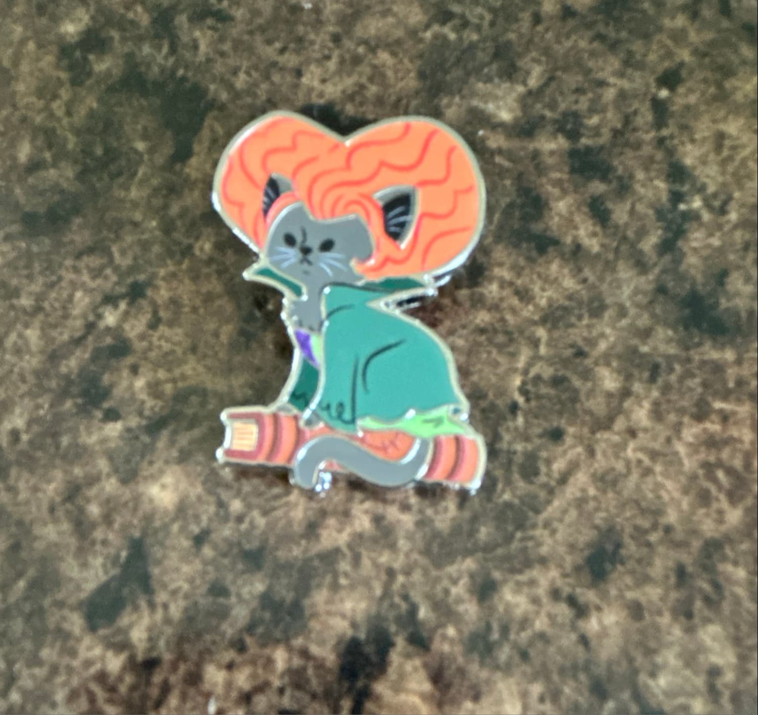 Winifred Sanderson Cat - Disney Cats and Dogs Halloween Series Mystery Pin Set front