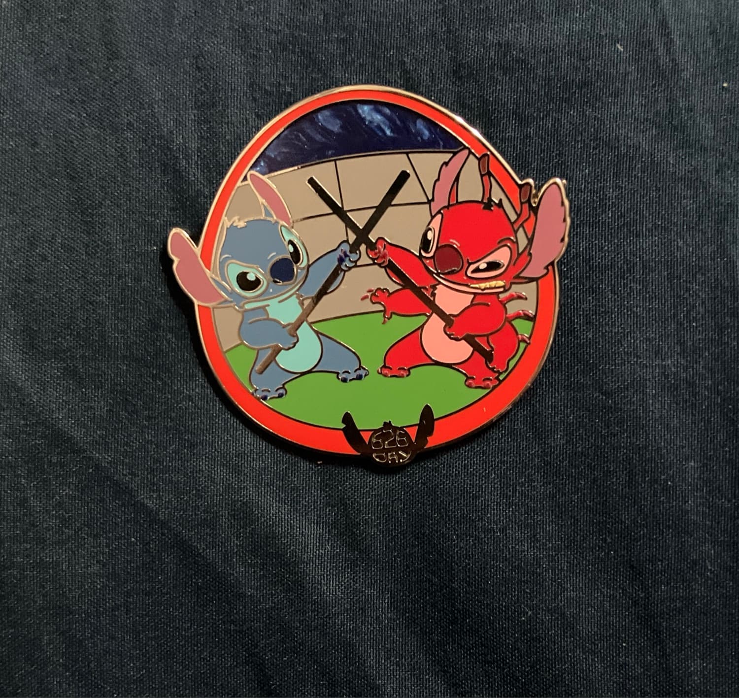 Stitch 626 Day Mystery Pin - Stitch & Leroy Dueling
