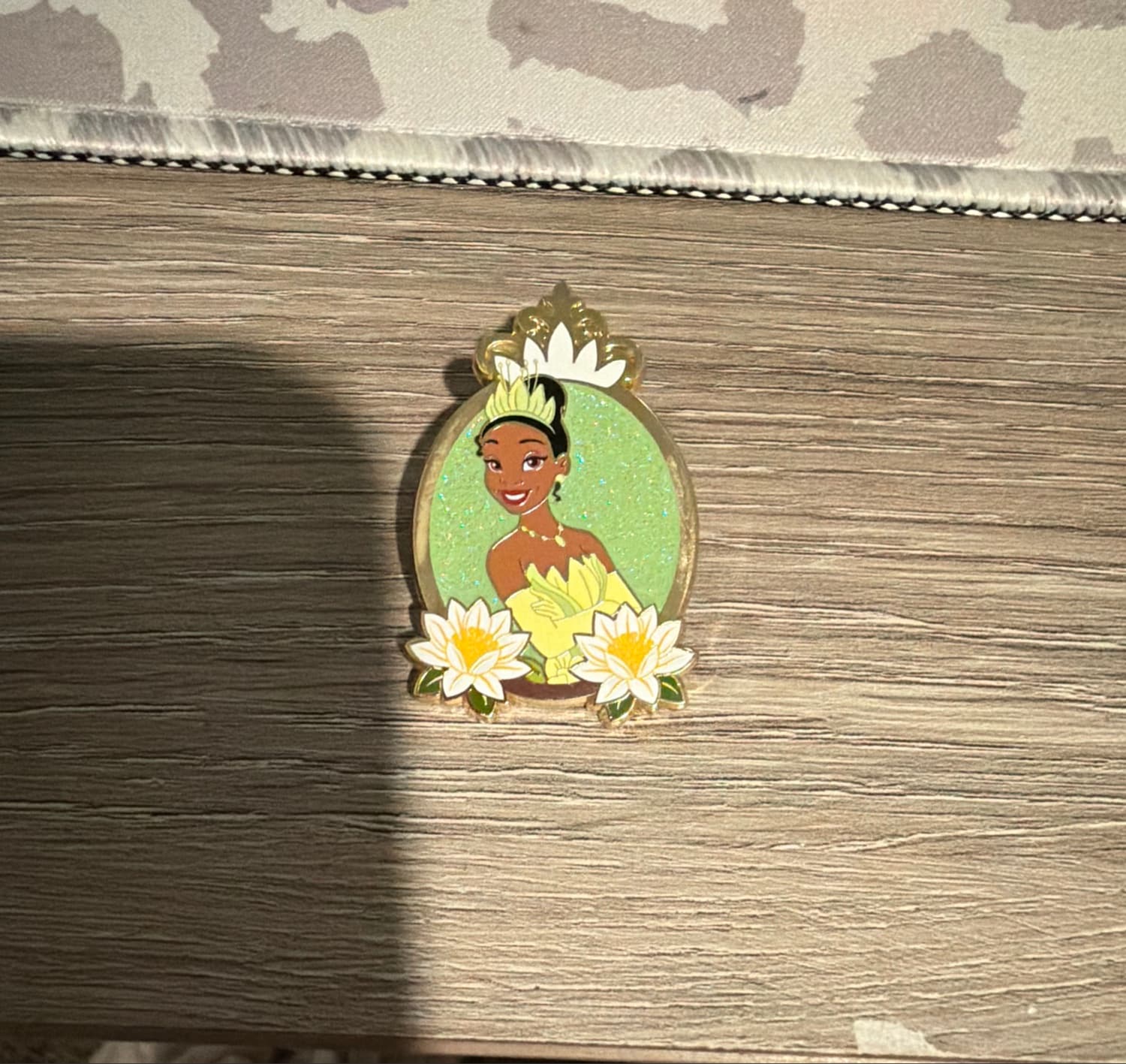 Disney Portrait Pin - Princess And The Frog - Tiana