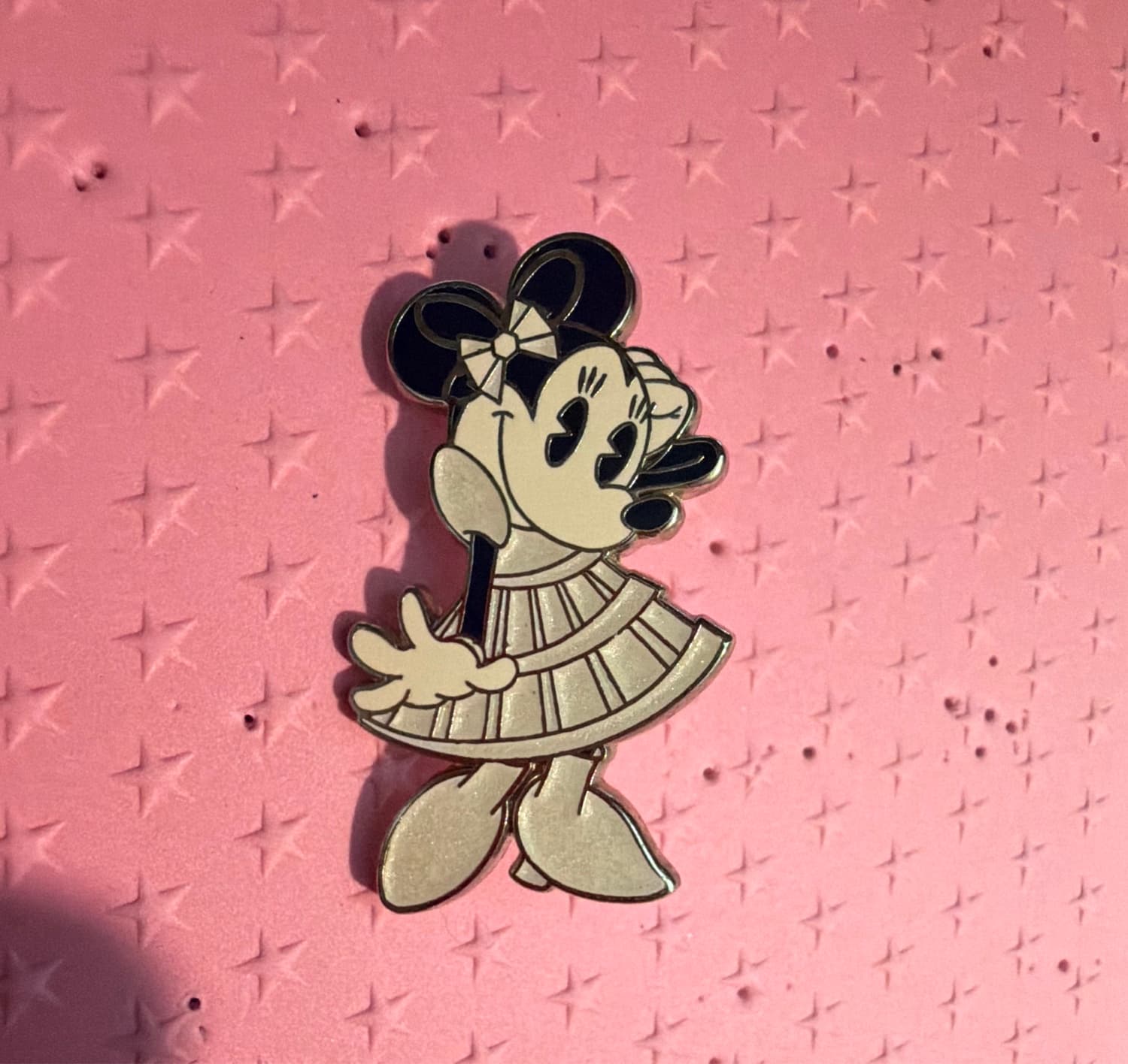 Minnie Mouse Main Attraction Space Mountain Pin
