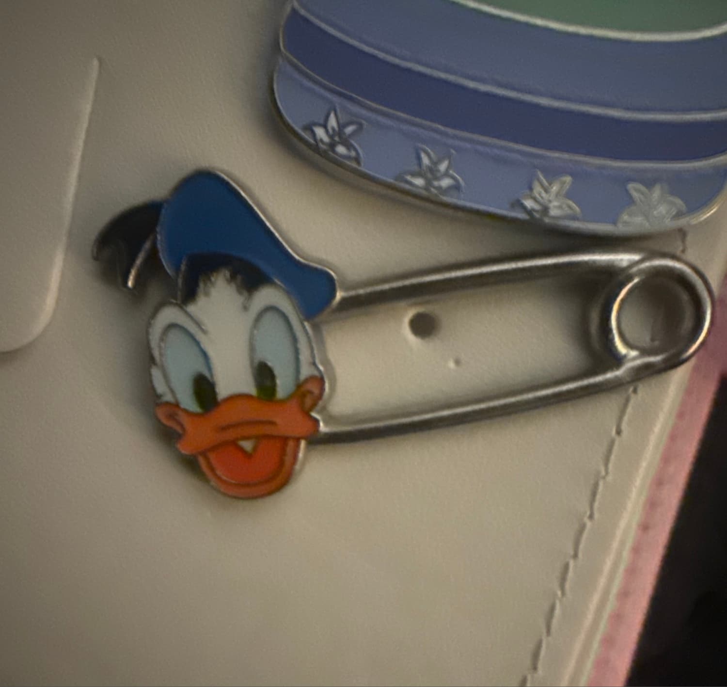Donald Duck Head Pin