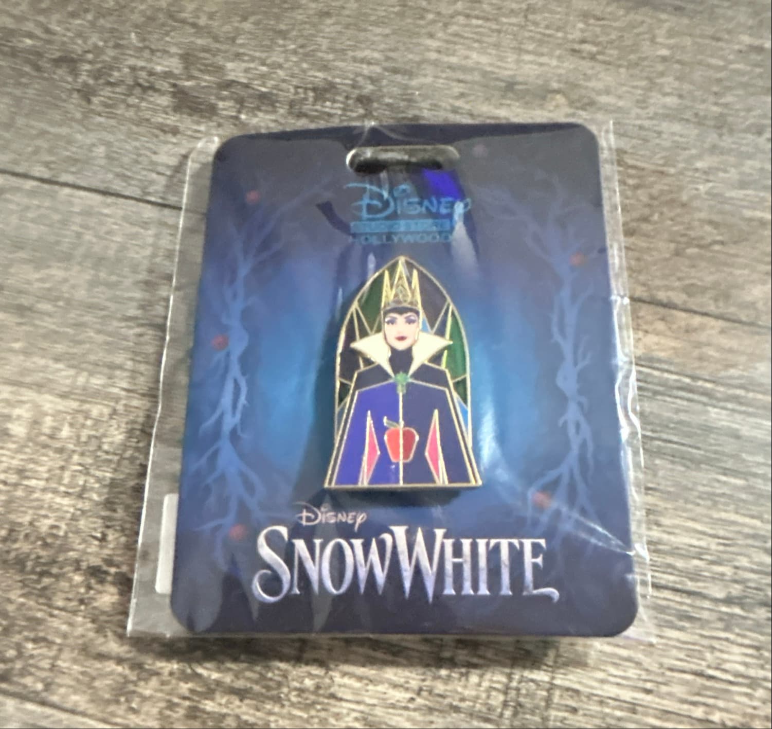 Evil Queen Stained Glass - Snow White (2025 Live Action) front