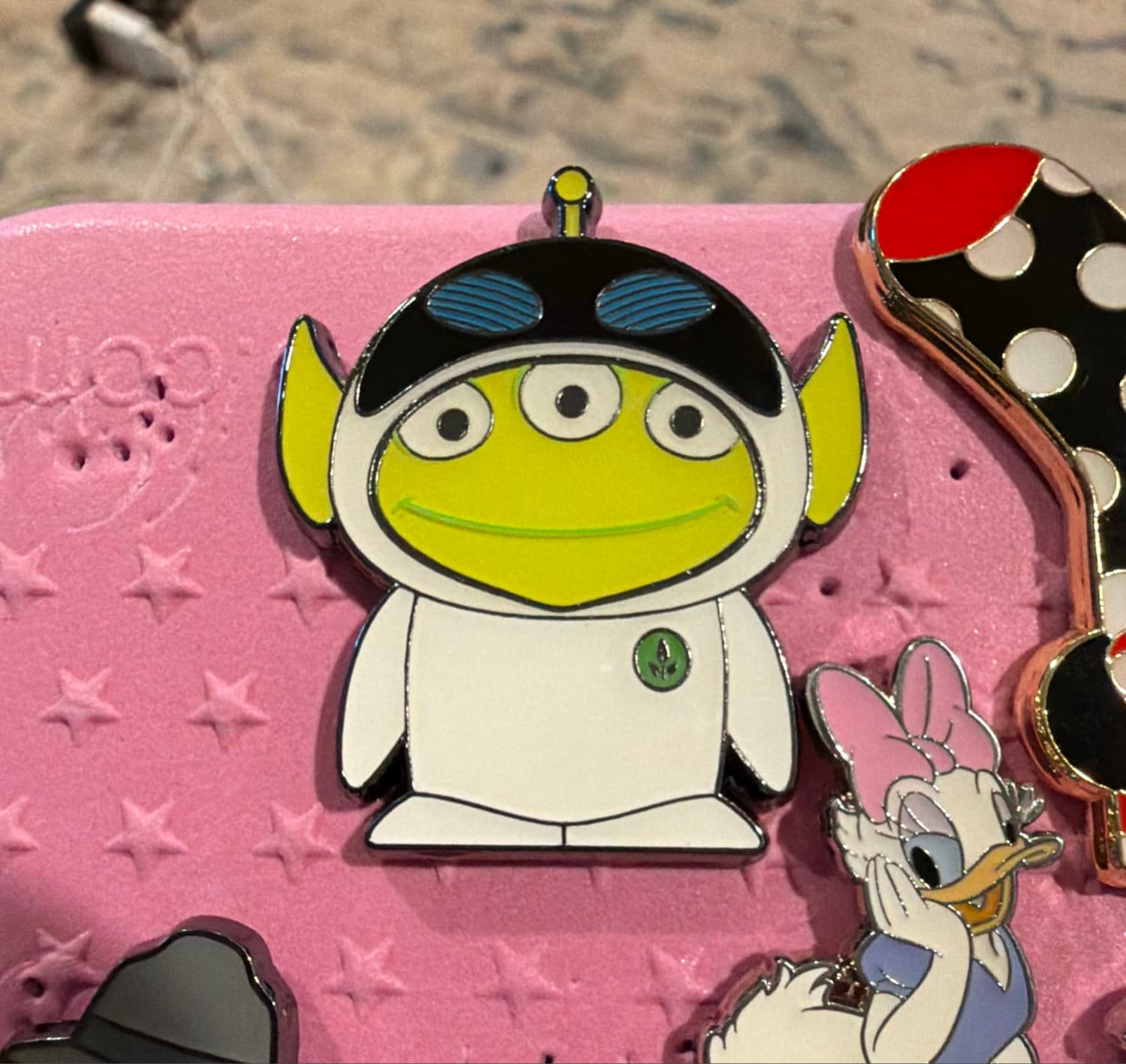 Loungefly Disney Pixar Alien Remix Wall-E Eve Pin