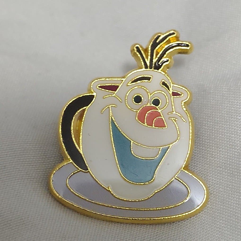 Frozen - Olaf Teacup front