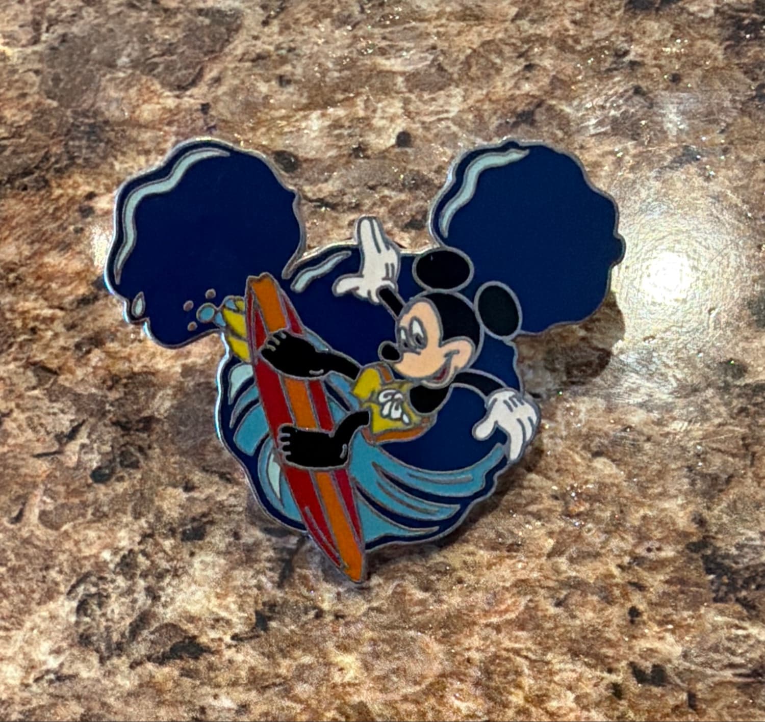 Mickey Mouse Surfing