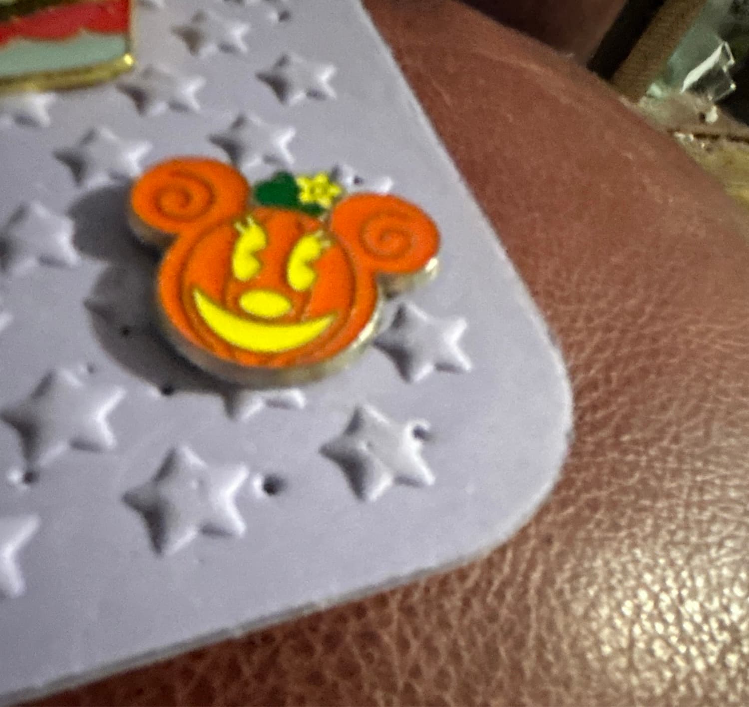 Minnie Mouse Halloween Pumpkin Ears Pin