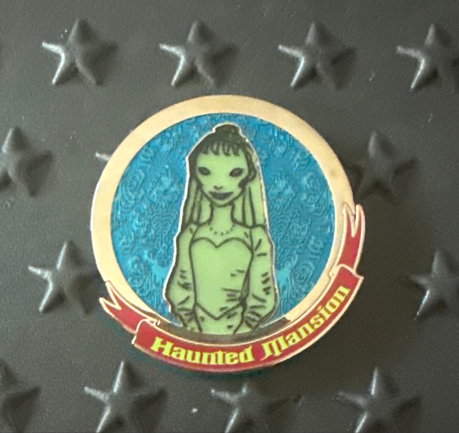 Haunted Mansion 50th Anniversary Glow Mystery set