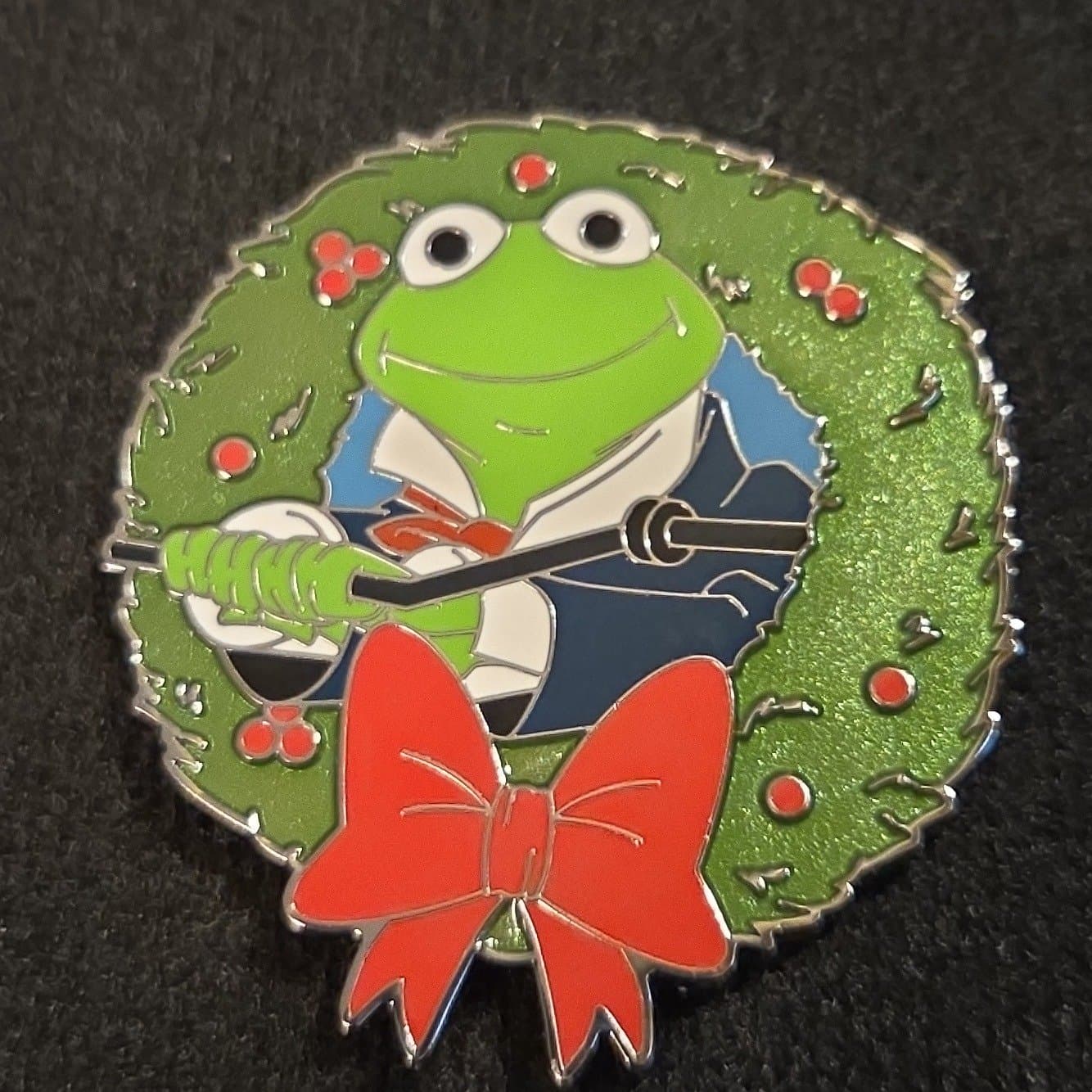 Peter Cratchit - The Muppet Christmas Carol Advent Calendar Mystery Pin Set front
