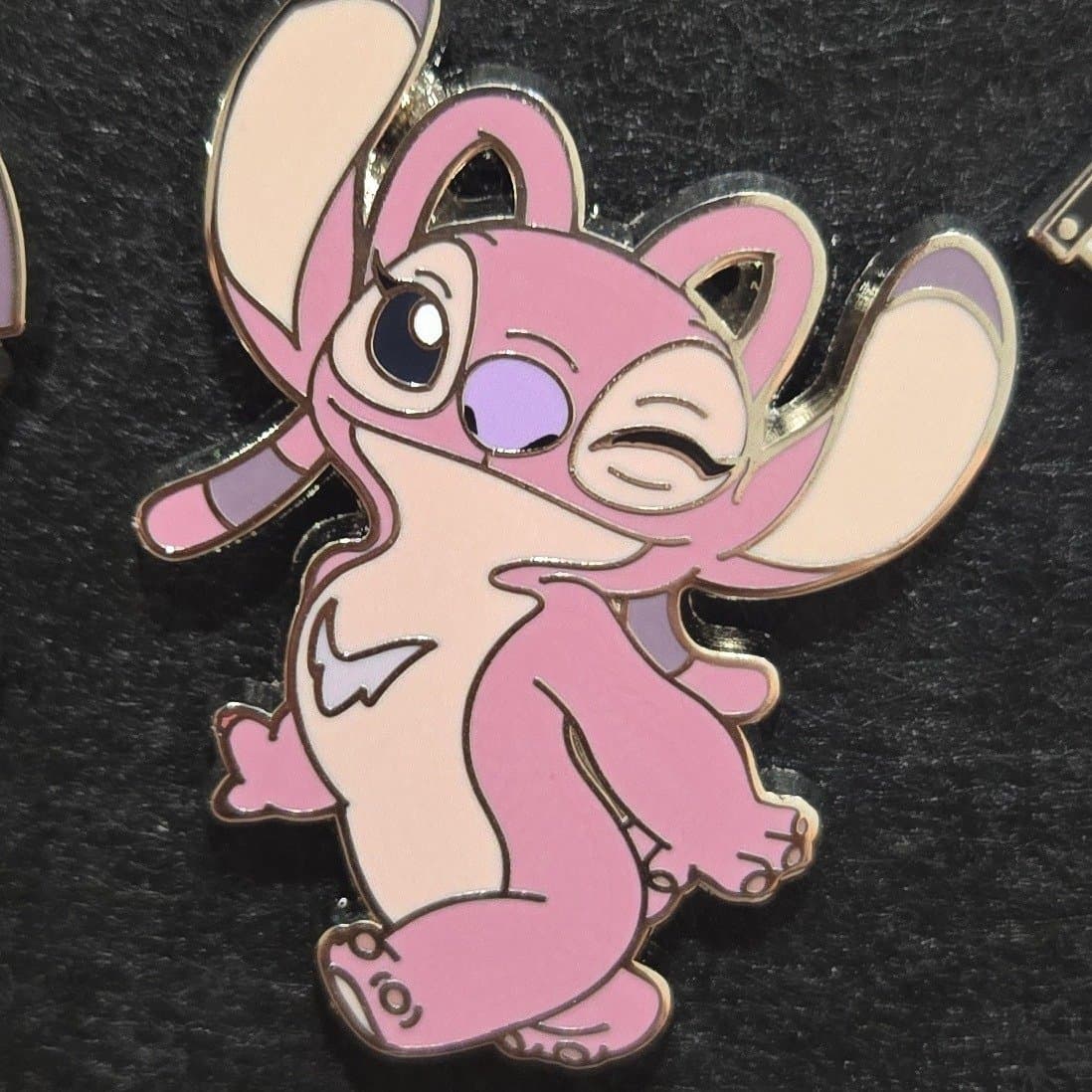 Angel Winking Walking - Lilo & Stitch