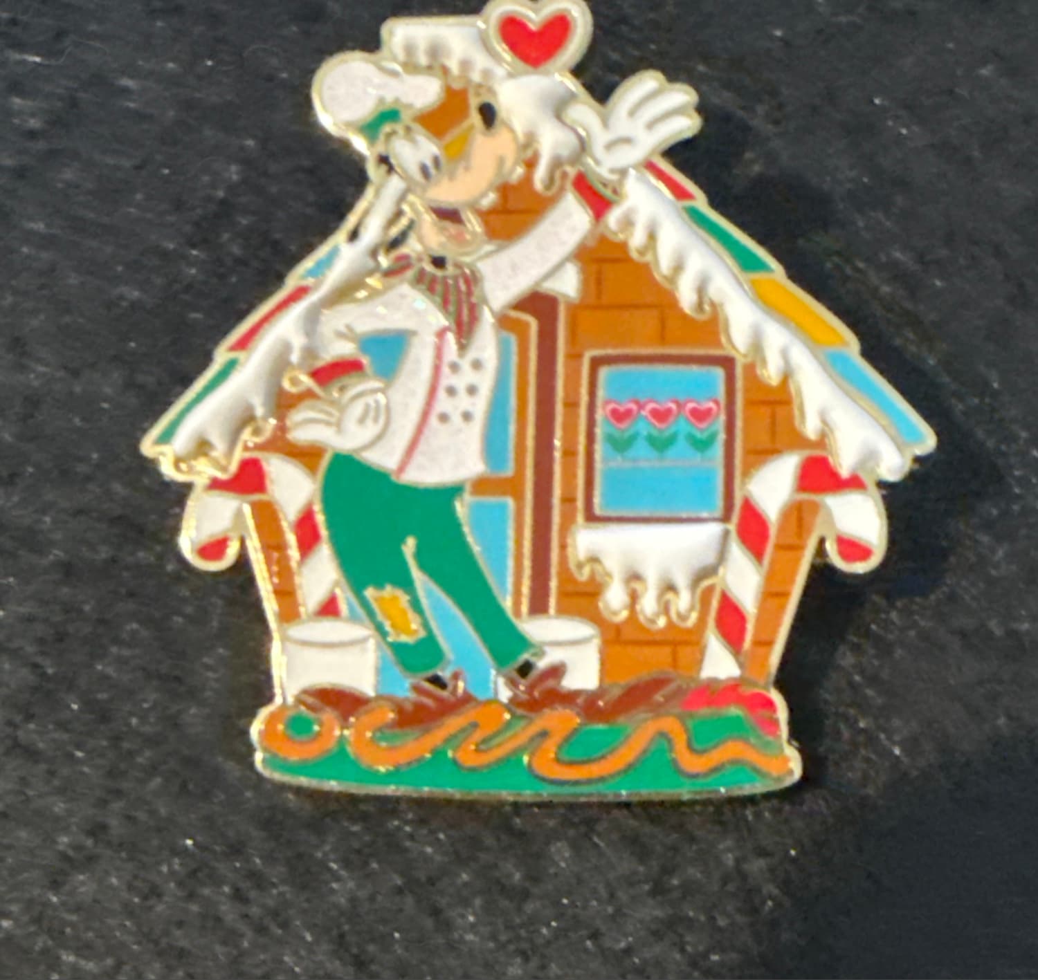 Festive Floats Chef Goofy Gingerbread House front