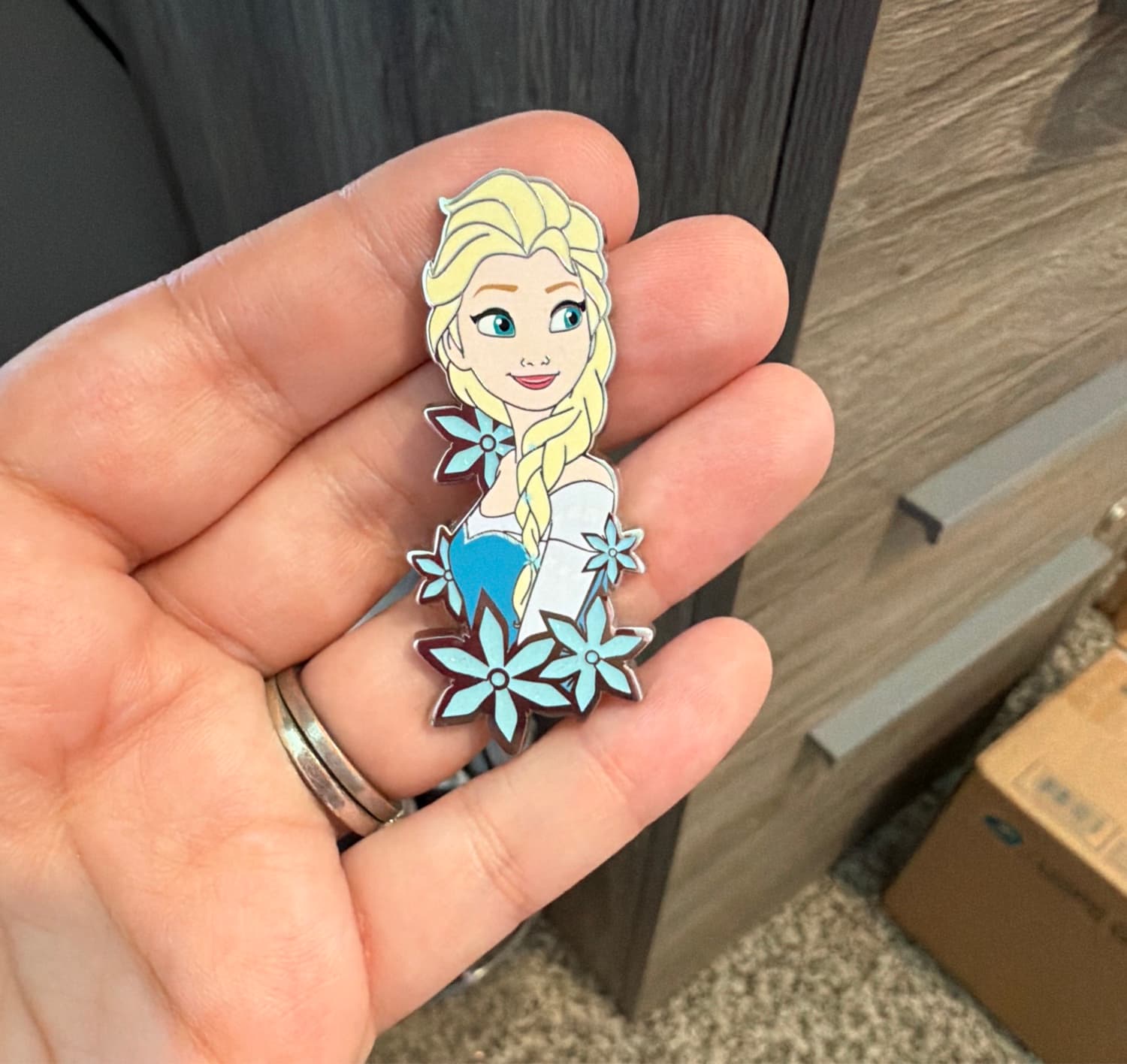 Elsa Floral Pin