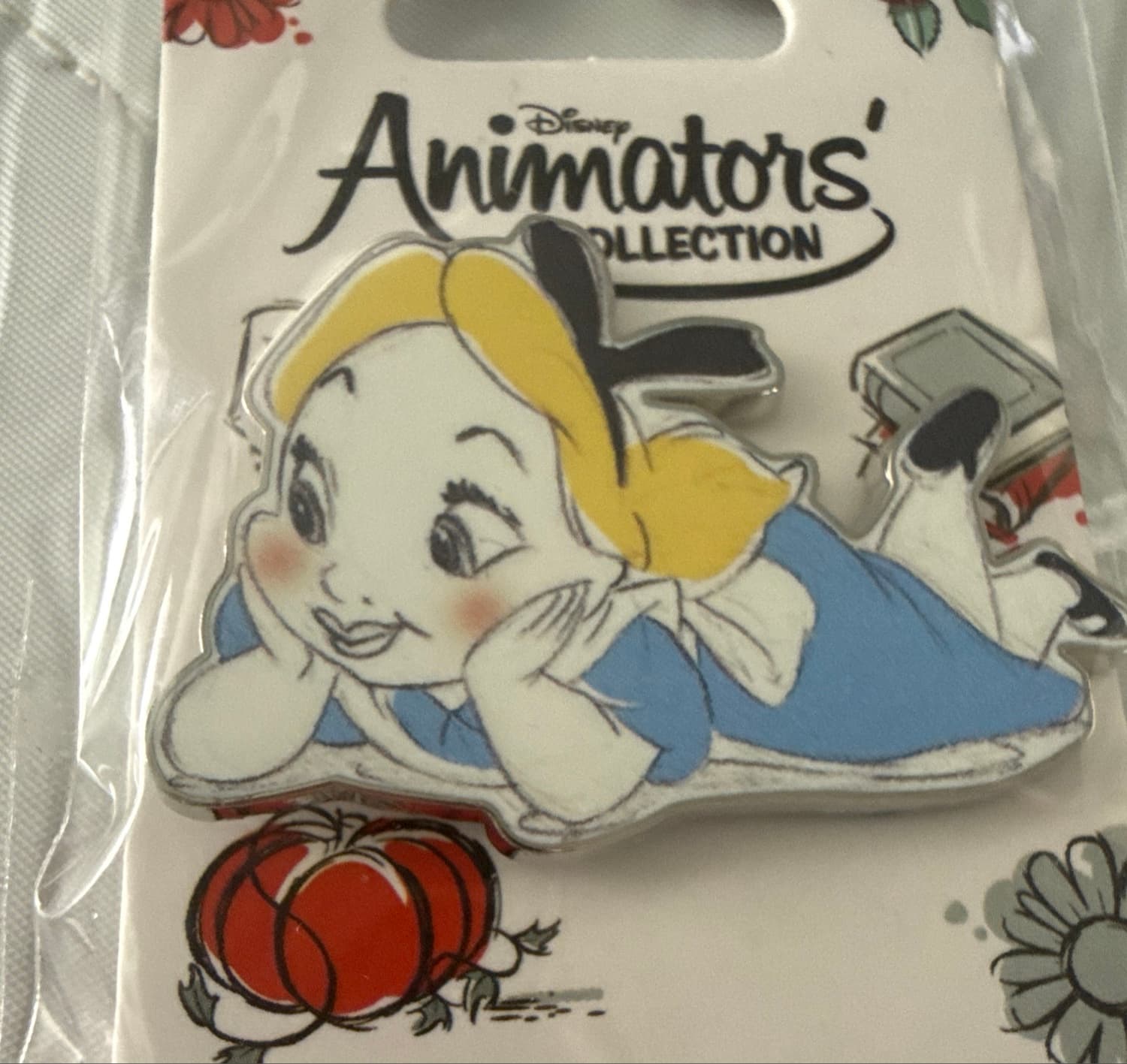 Disneyland Paris Animators' Collection Alice Pin front