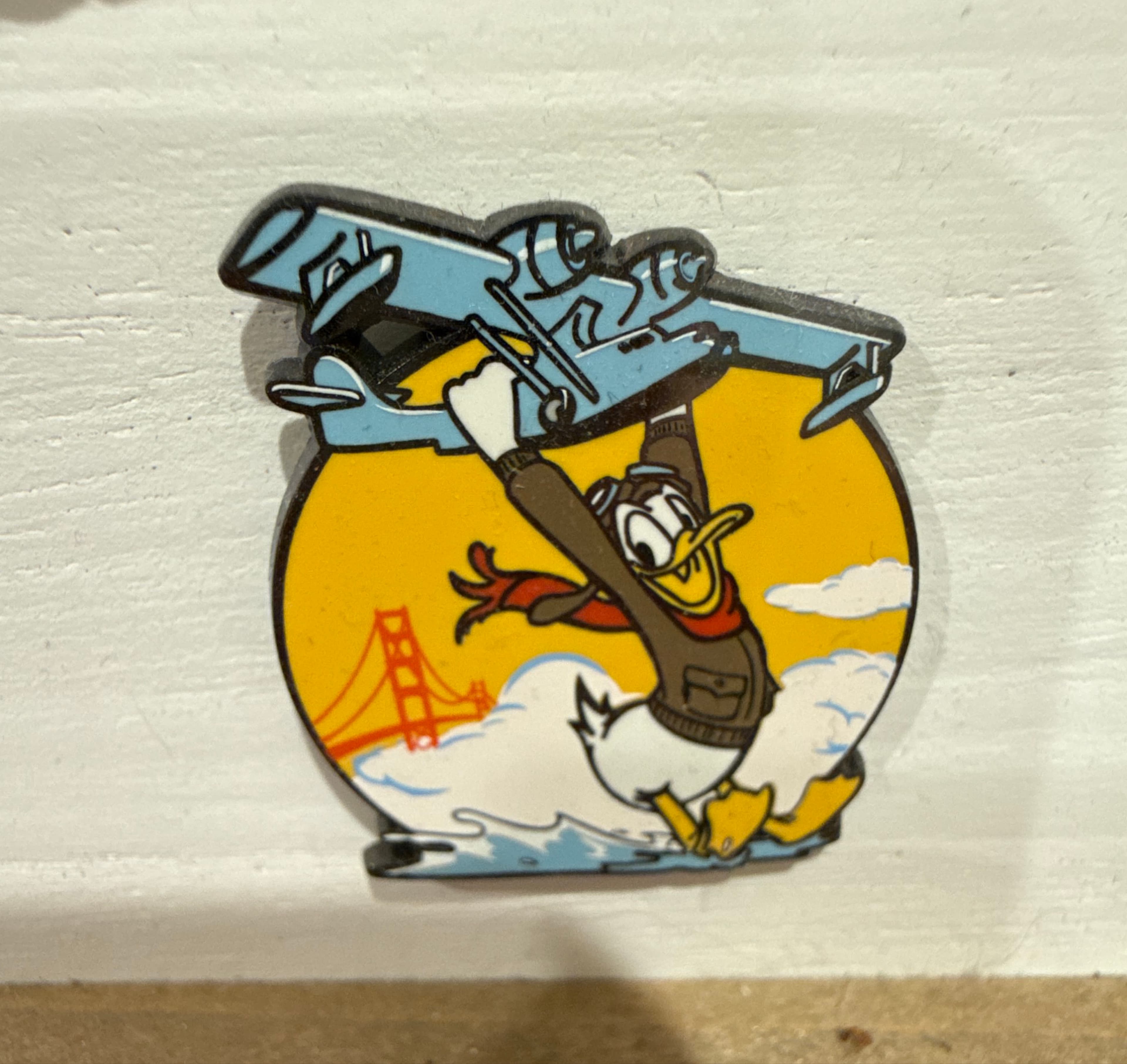 Donald Duck Insignia Pin - Pilot over Golden Gate Bridge front