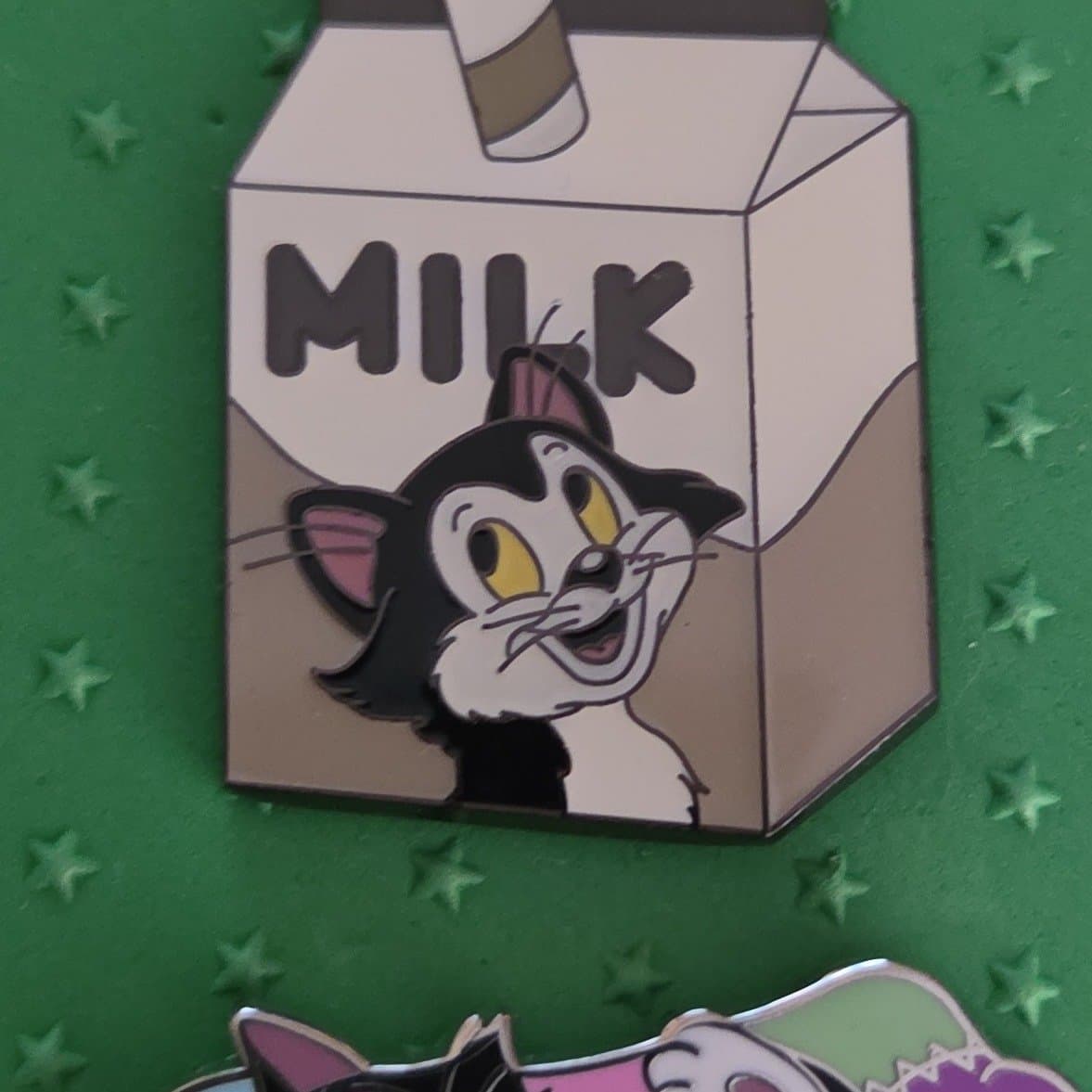 Loungefly Disney Milk Cats Blind Box - Figaro Pin