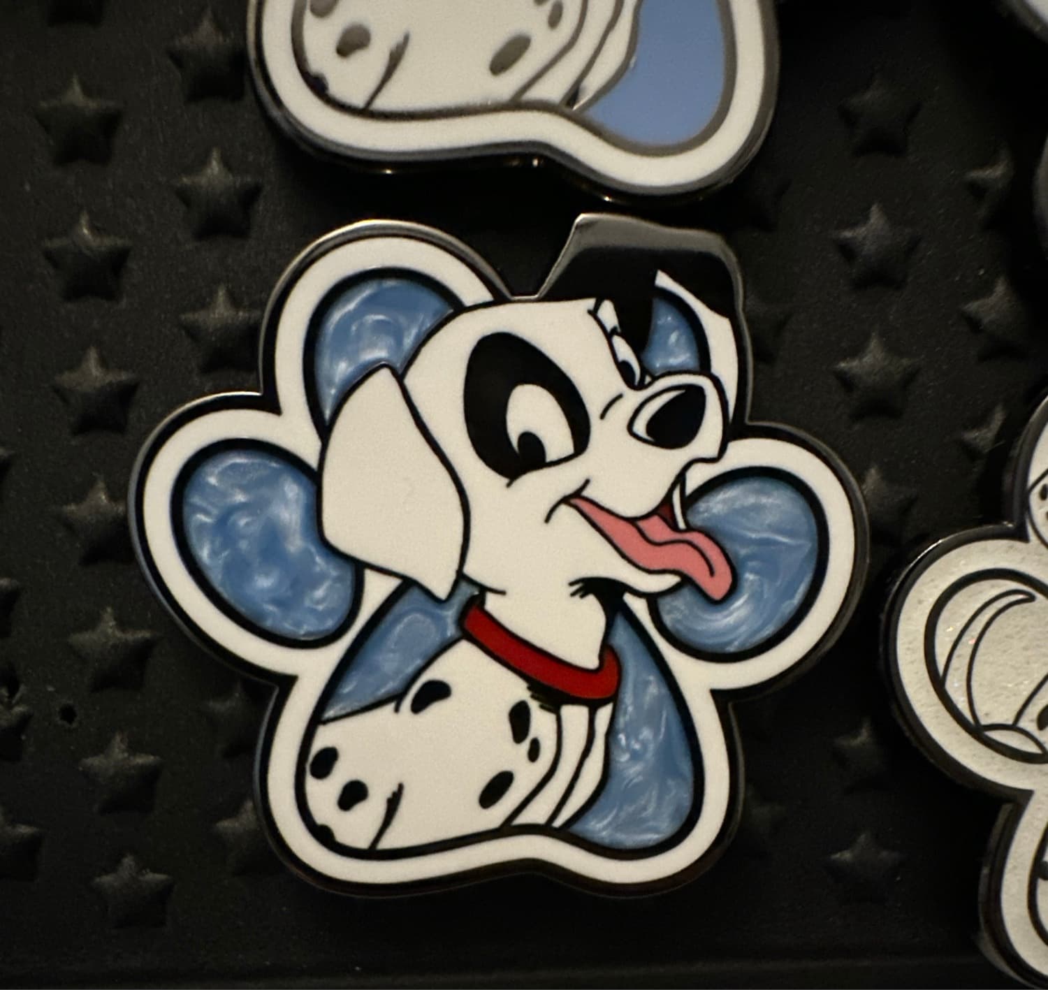 101 Dalmatians FigPin Patch Uncommon front