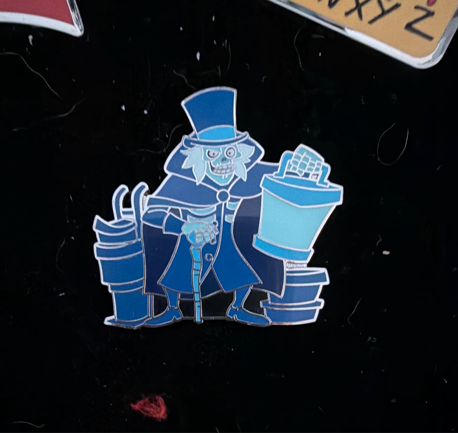 Haunted Mansion Hatbox Ghost Pin