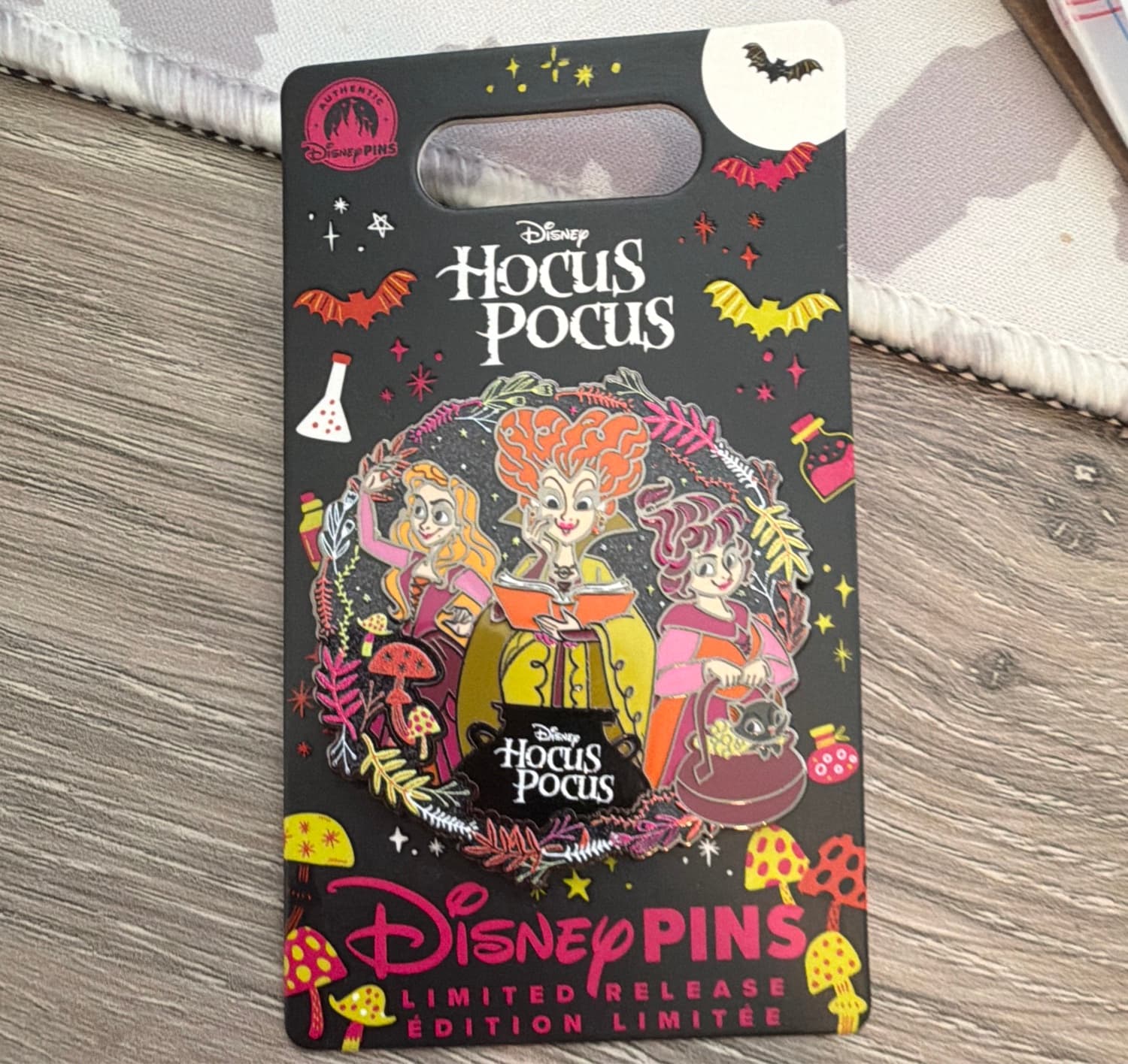 Sanderson Sisters Pin – Hocus Pocus – Limited Release front