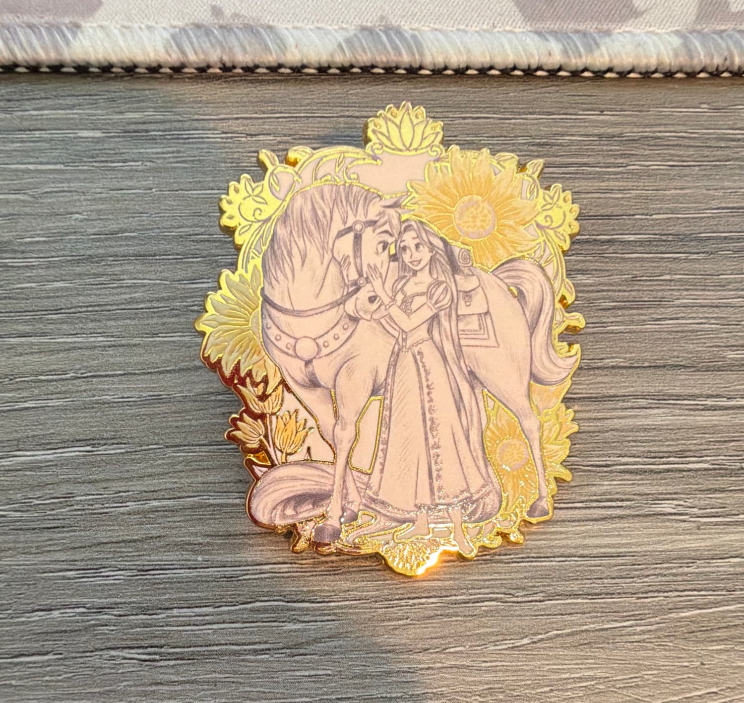 Disney Princess Pin Horse BoxLunch Tangled - Rapunzel
