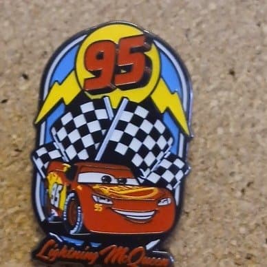 Disney Pixar Cars Lightning McQueen Checkered Flag Pin front