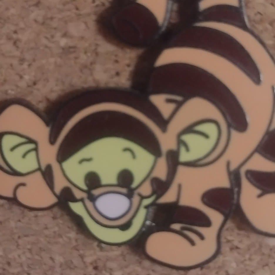 Winnie the Pooh - Cute Tigger front