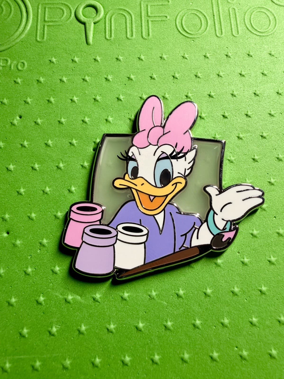 Daisy Duck — Brush of Magic Series 3 Mystery Pin Set front