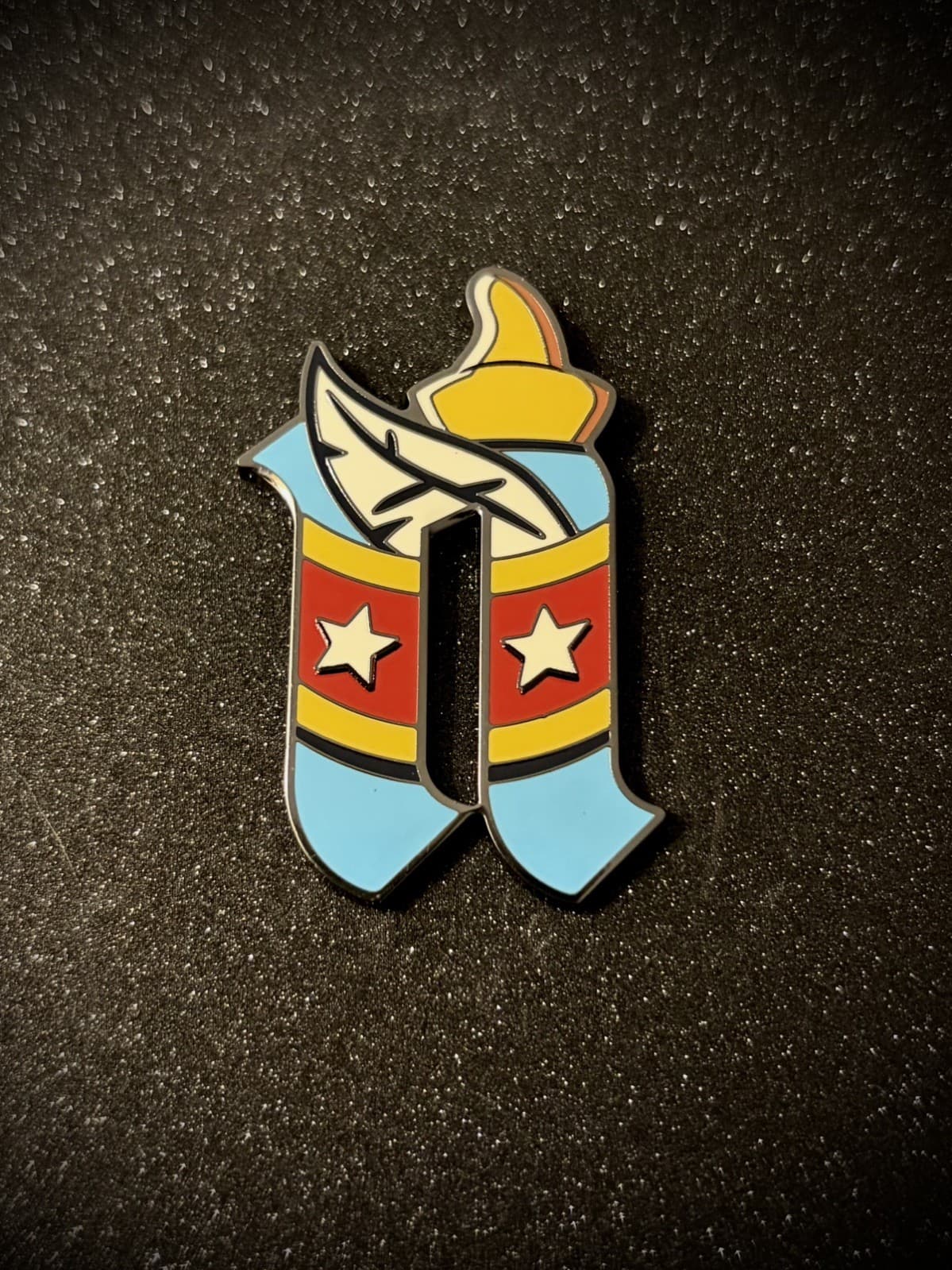 n — Dumbo the Flying Elephant — Magic Kingdom Letters Mystery Pin Set front