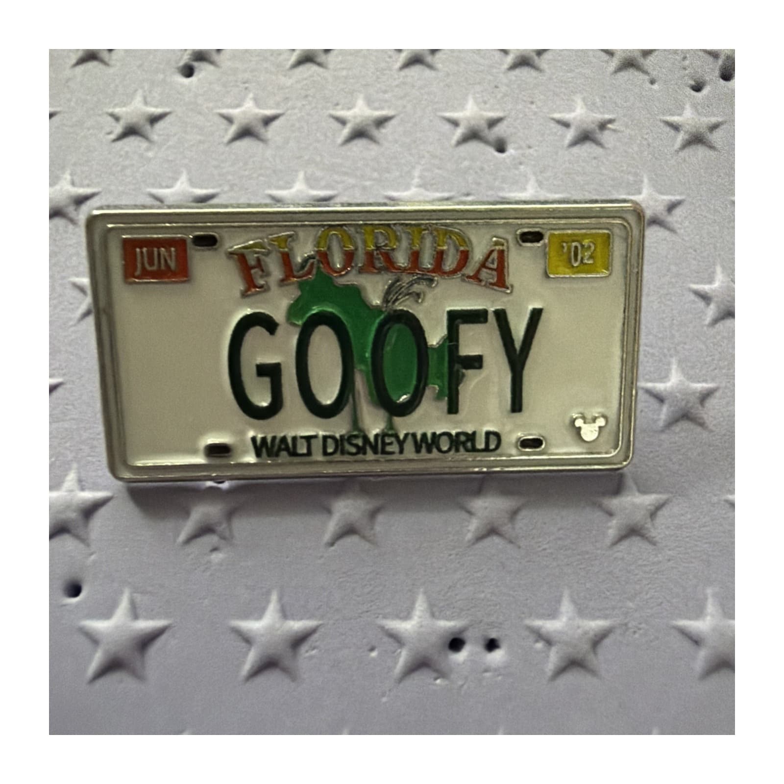 GOOFY Florida License Plate, a 2002 Walt Disney World Cast Lanyard pin
