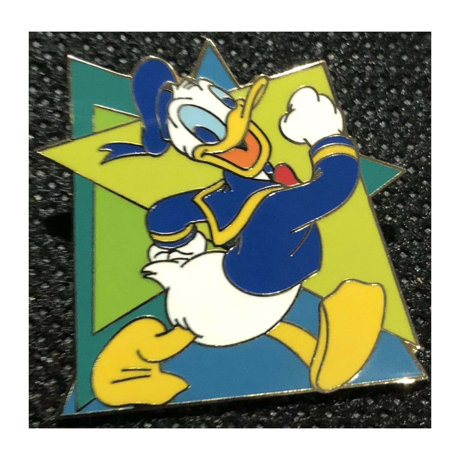 Kooky Donald Duck, a 2002 Walt Disney World Cast Lanyard pin