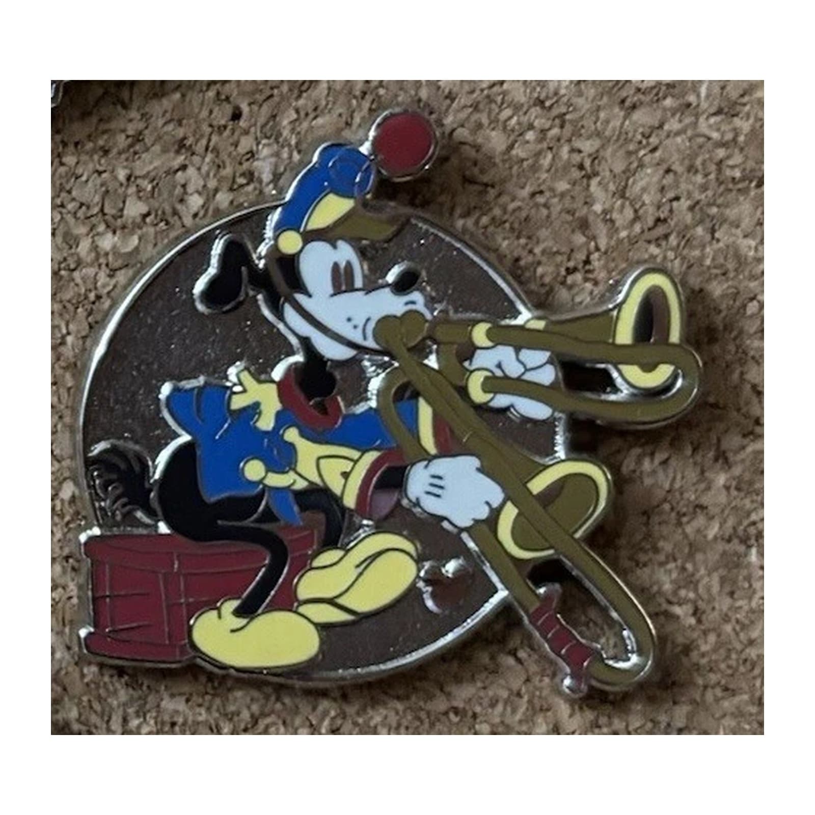 Goofy on Double Trombone front