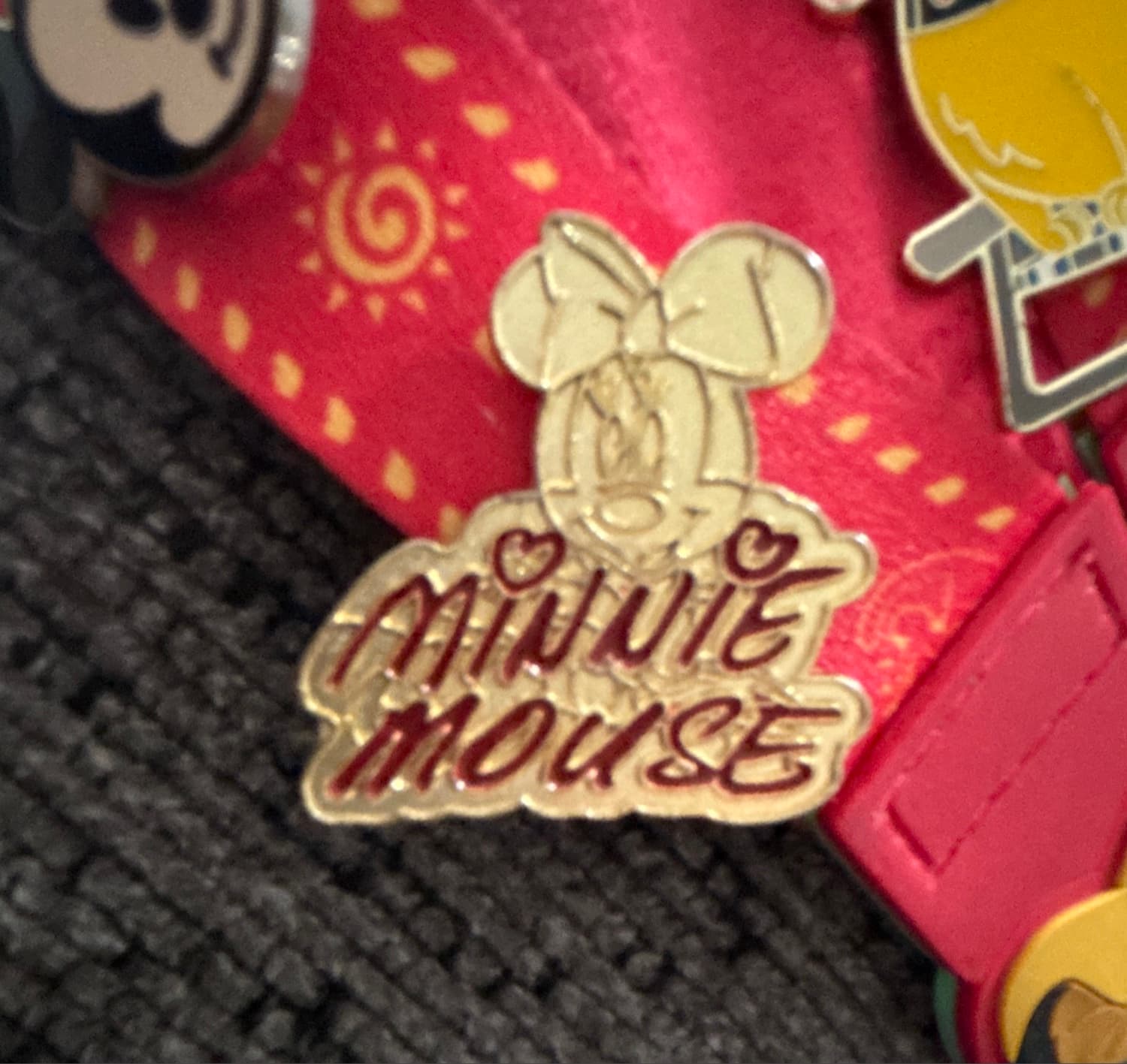 Minnie Mouse Head and Name Signature front