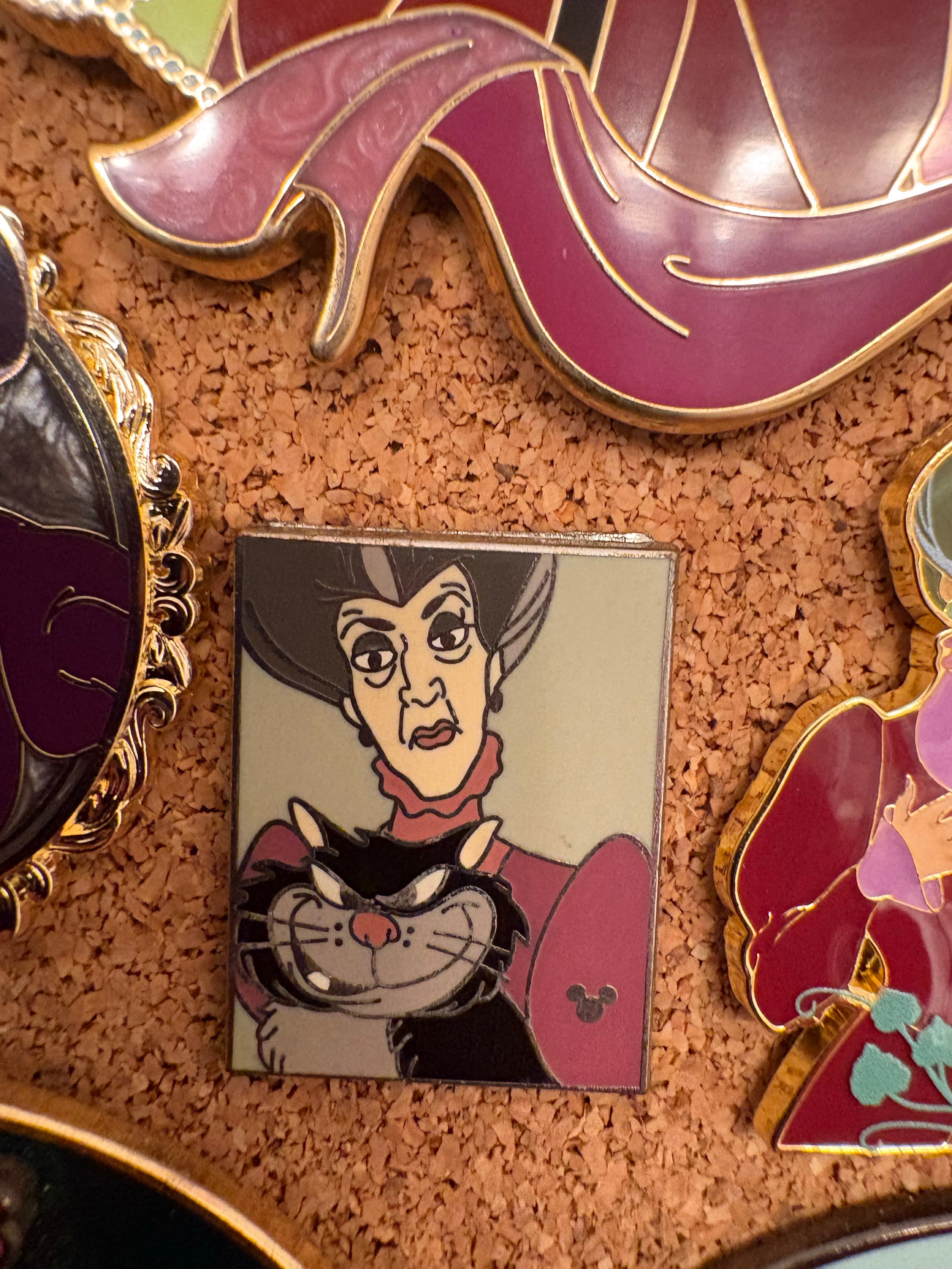 Lady Tremaine & Lucifer Villains with Pets