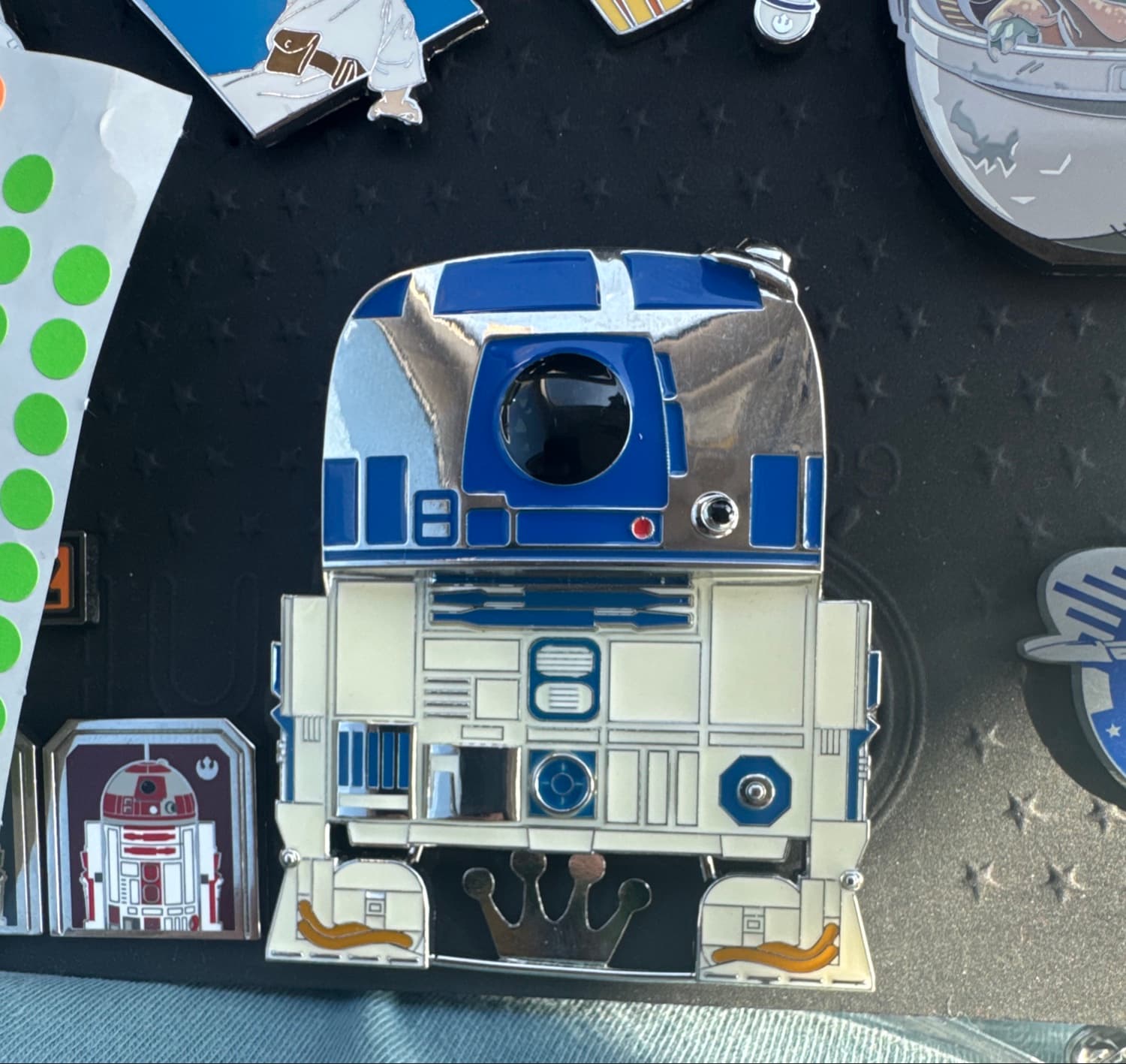 R2-D2 Funko Pop! Enamel Pin