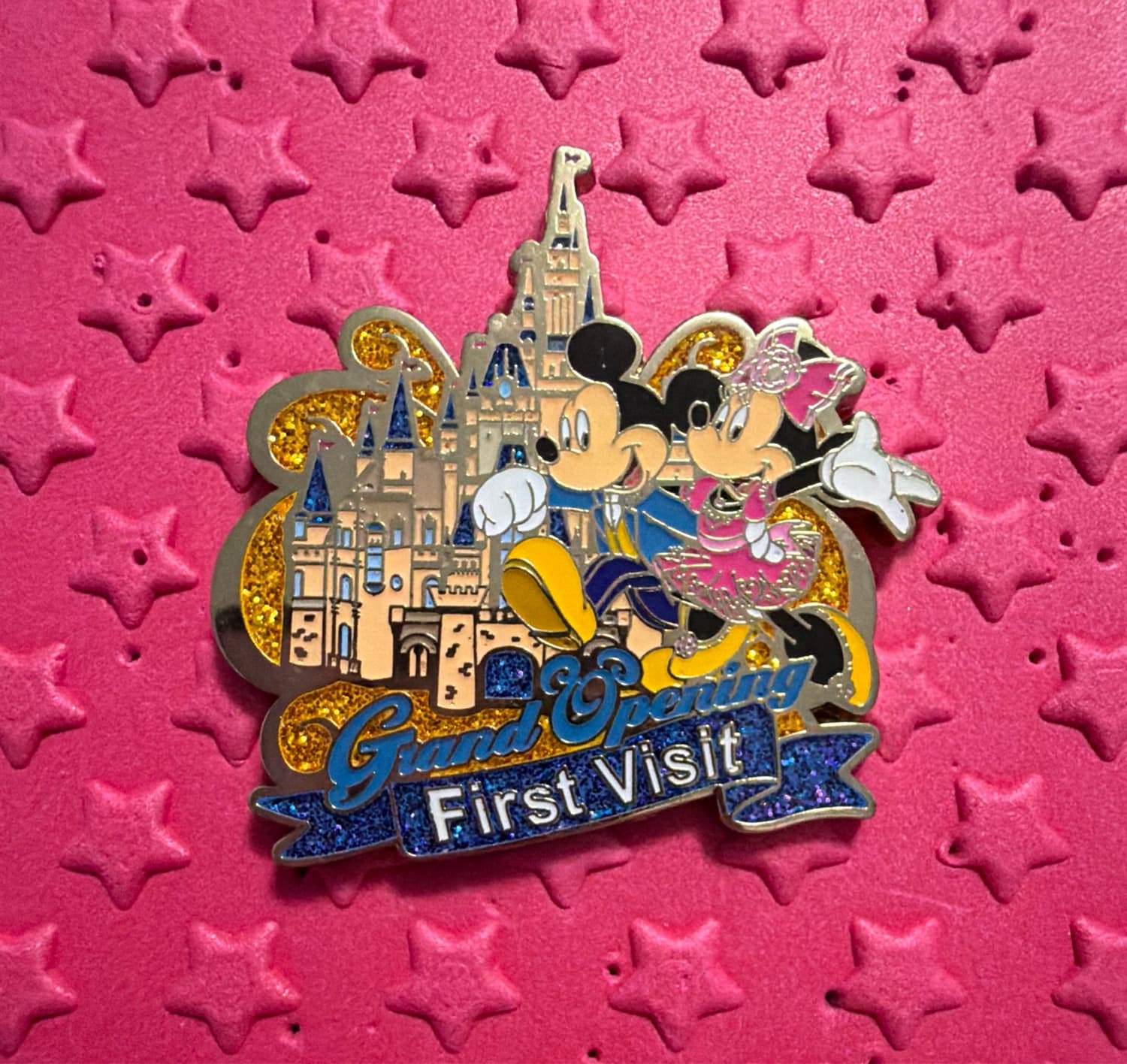 Mickey & Minnie Mouse Grand Opening First Visit Shanghai Disneyland Pin front