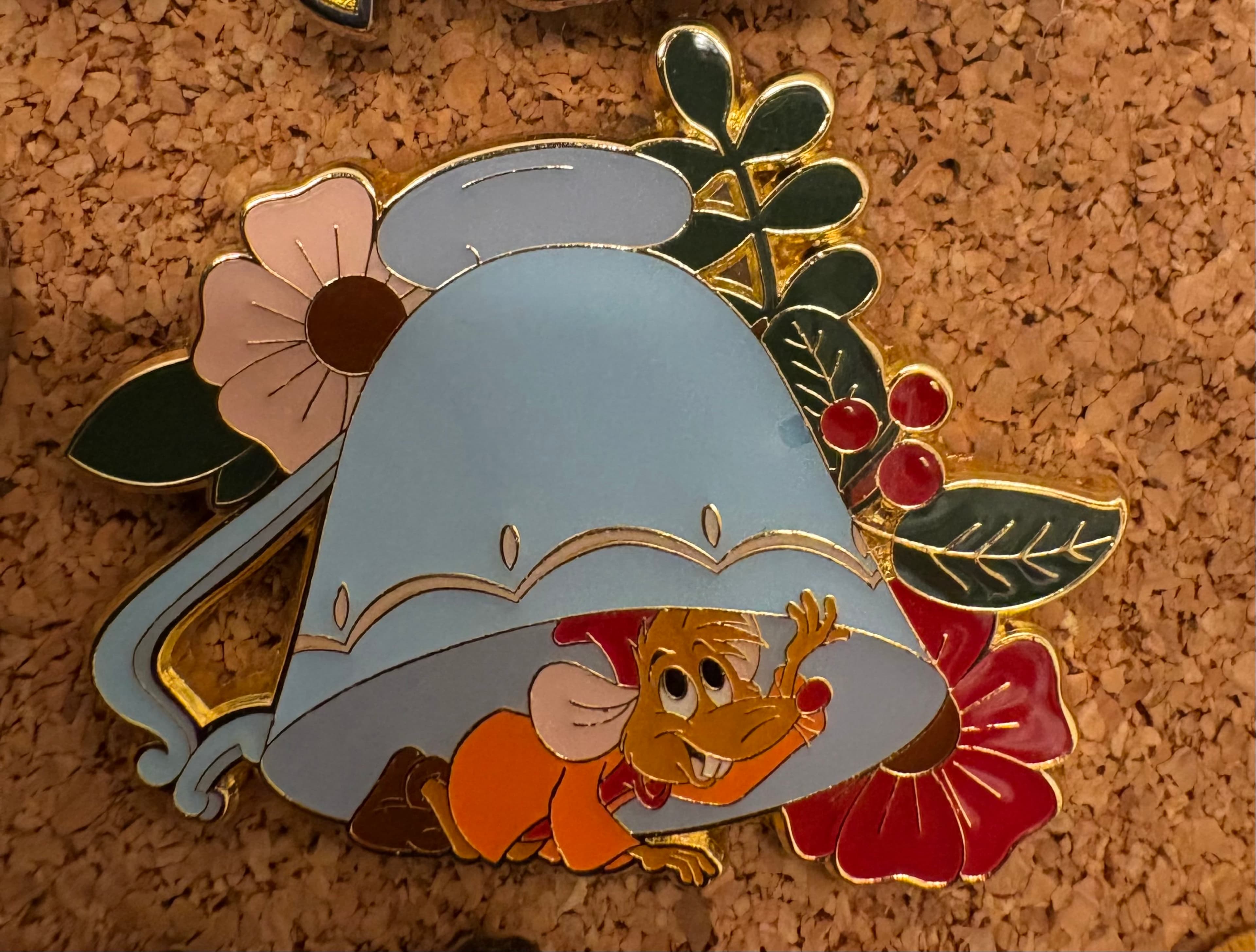 Jaq Under Teacup - Sidekicks Floral Mystery Set front