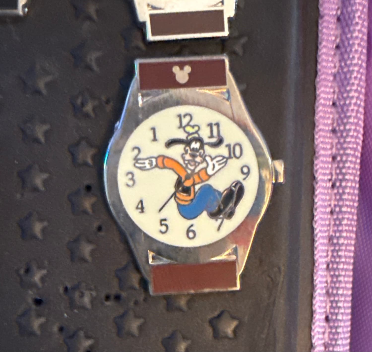 Goofy Watch Hidden Mickey Trading Pin