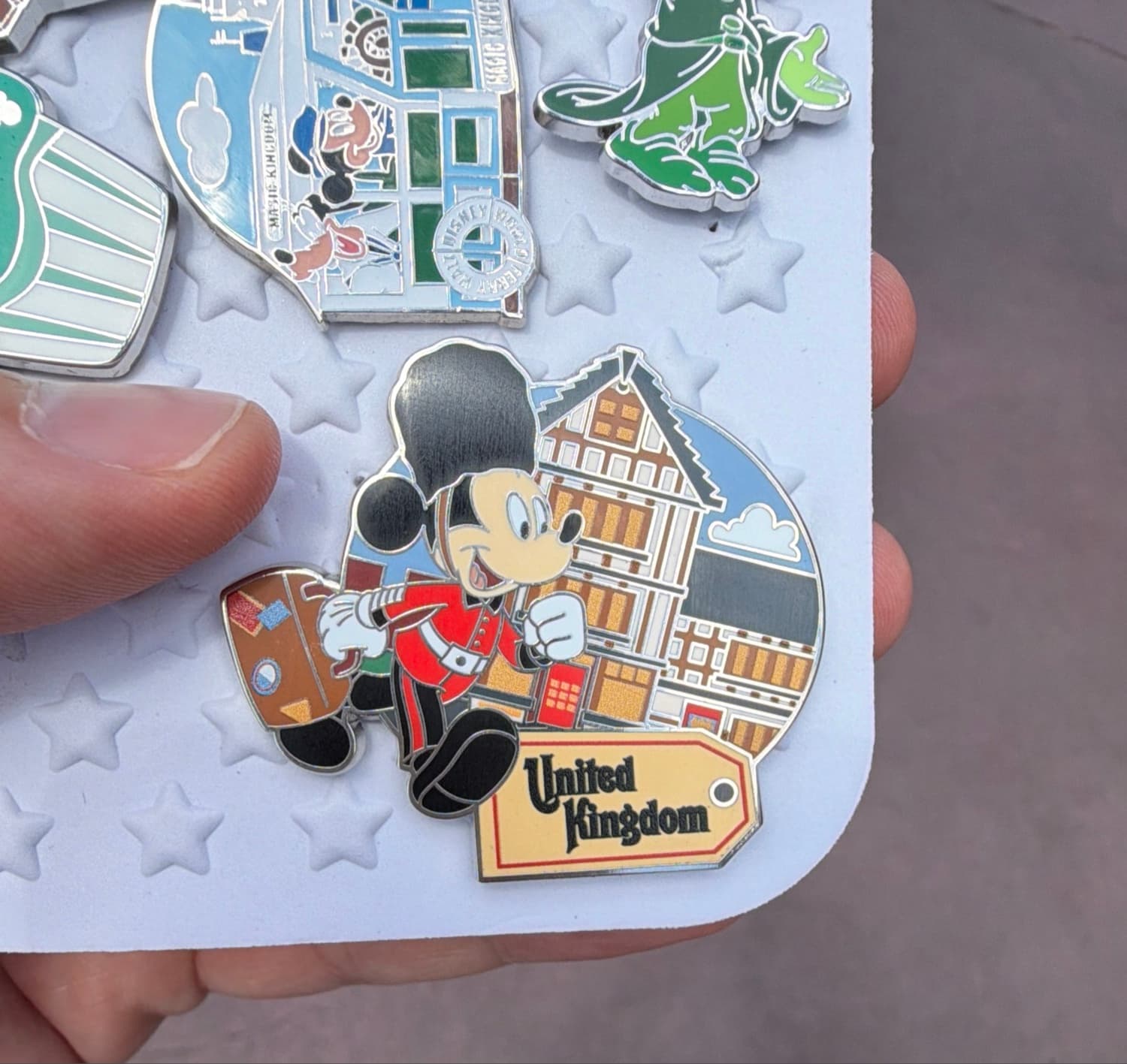 Mickey Mouse United Kingdom Pavilion EPCOT World Showcase Pin front