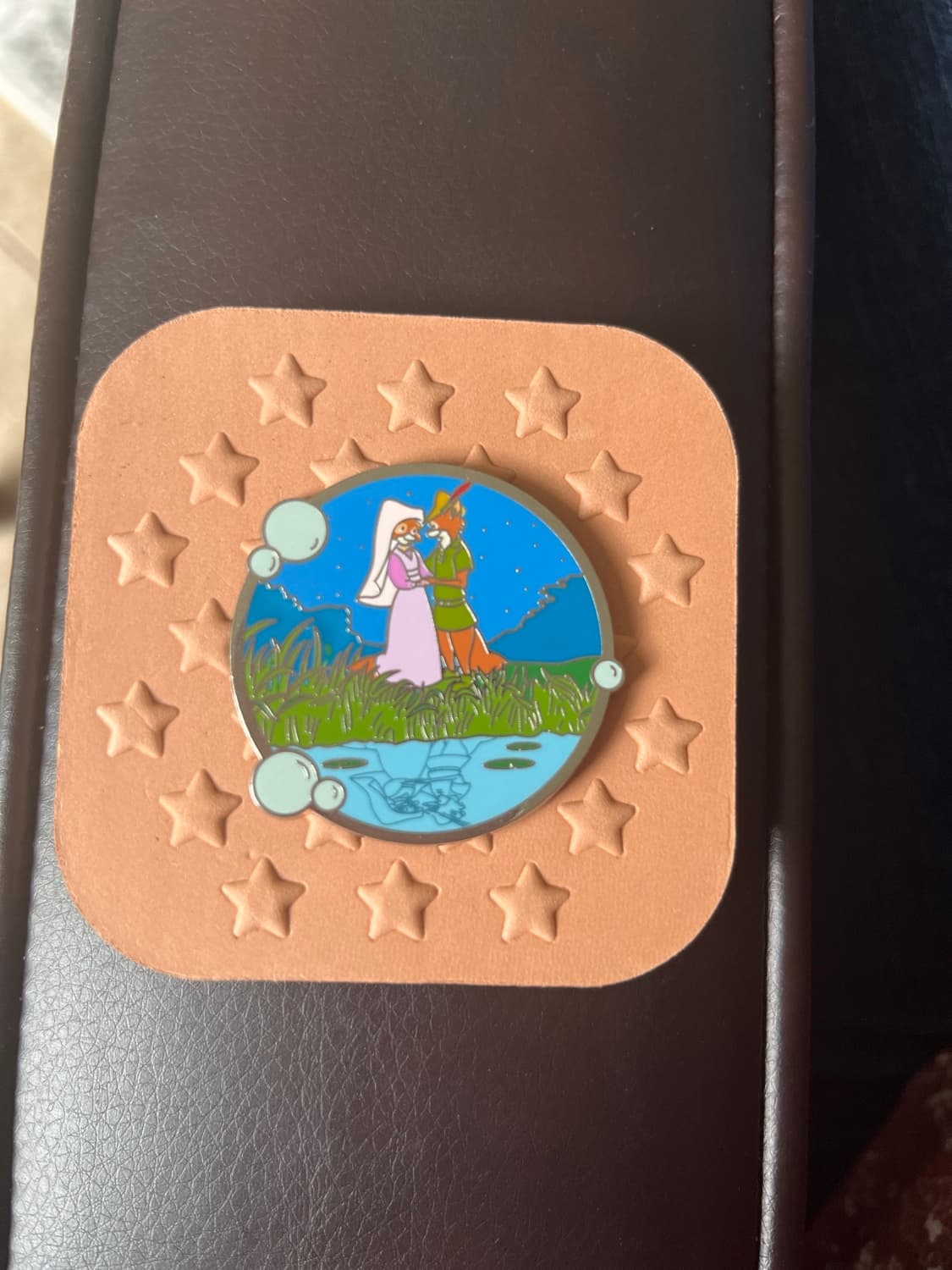 Disney Reflections Mystery Pin Set - Series 2 - Robin Hood with Maid Marian Pin