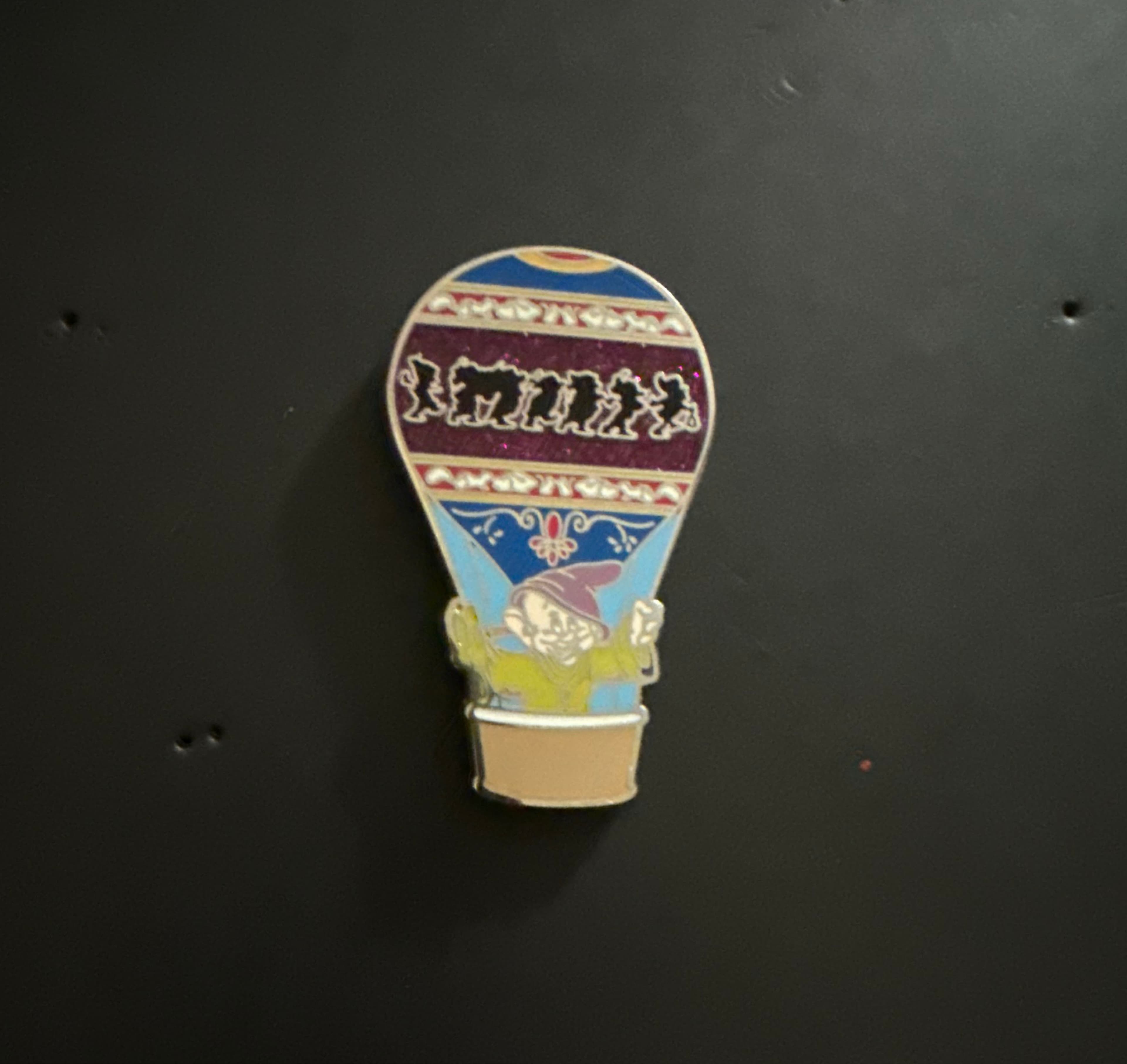 Dopey - Adventure is Out There Hot Air Balloons Mystery Collection front